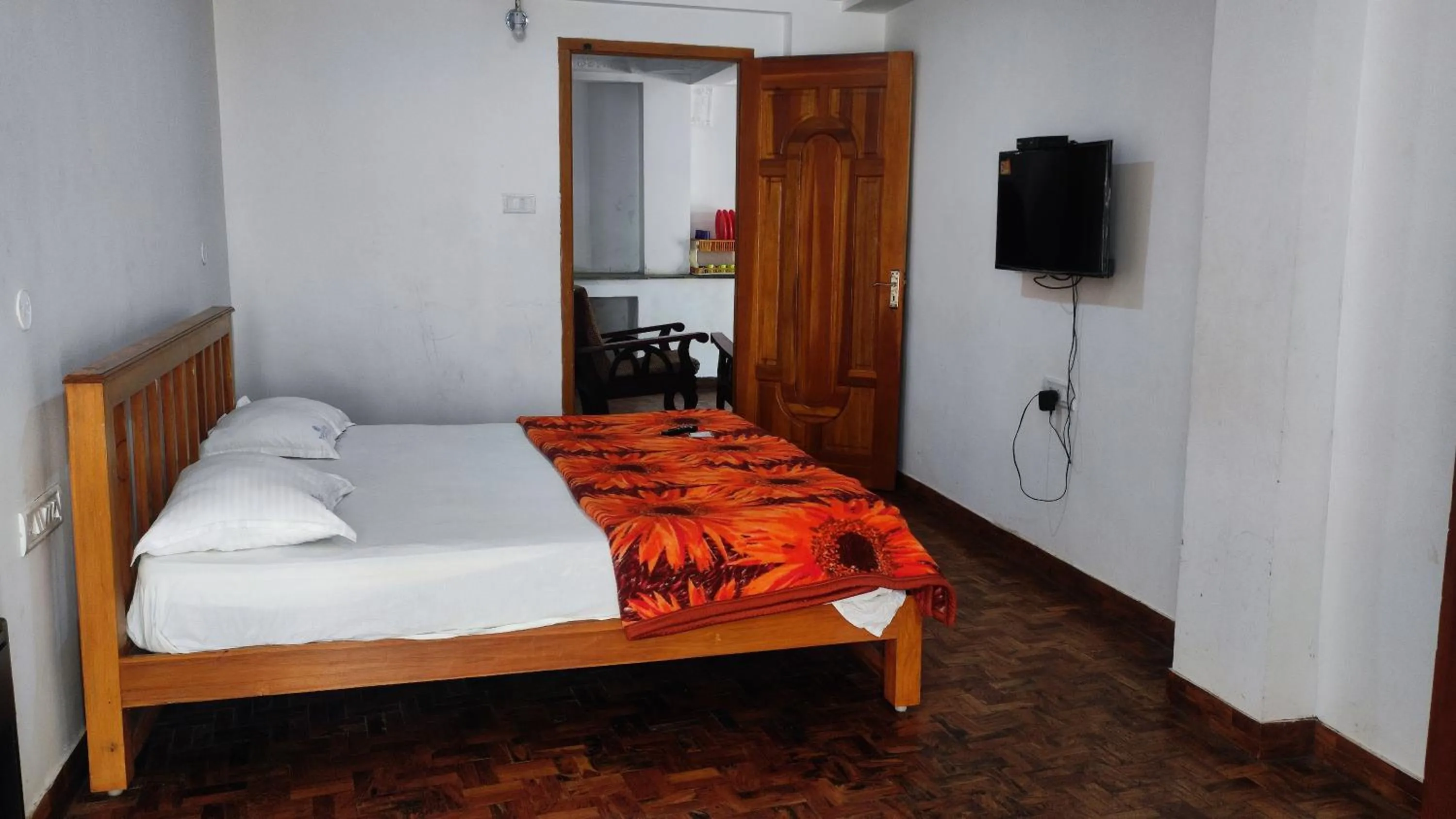 Bed in Pears Garden Royal Suite