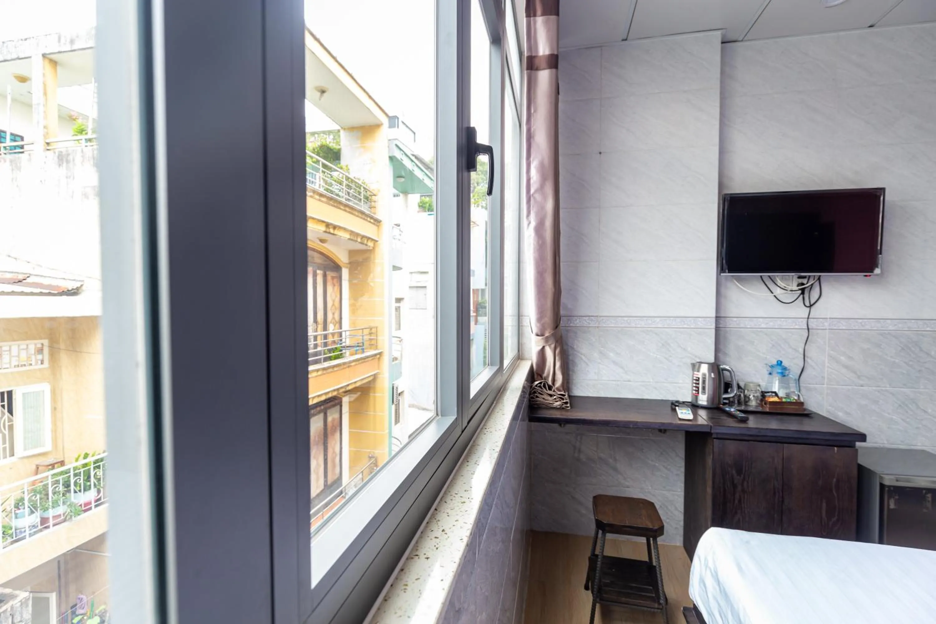 Area and facilities in Cola's Homestay