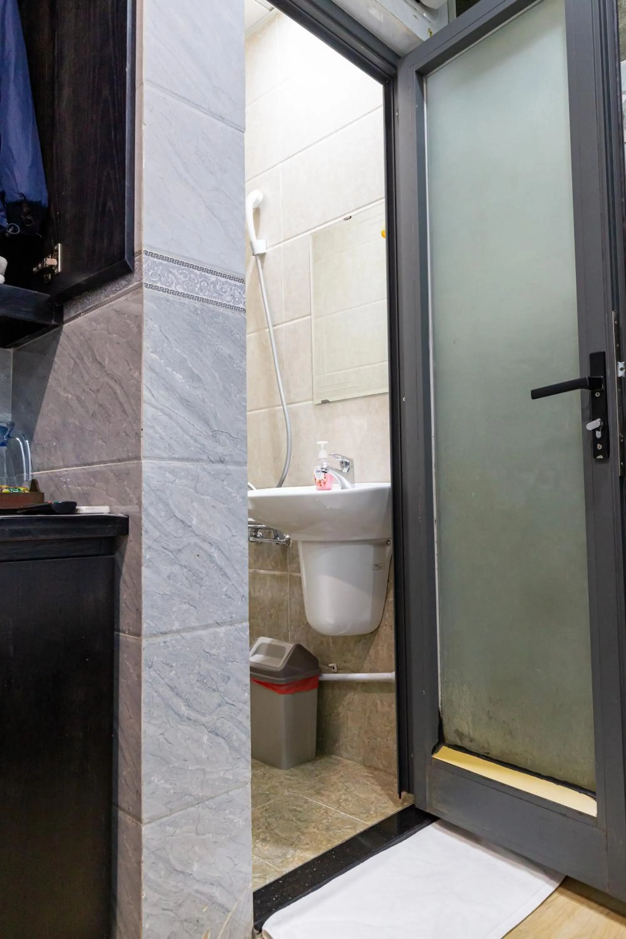 Toilet in Cola's Homestay