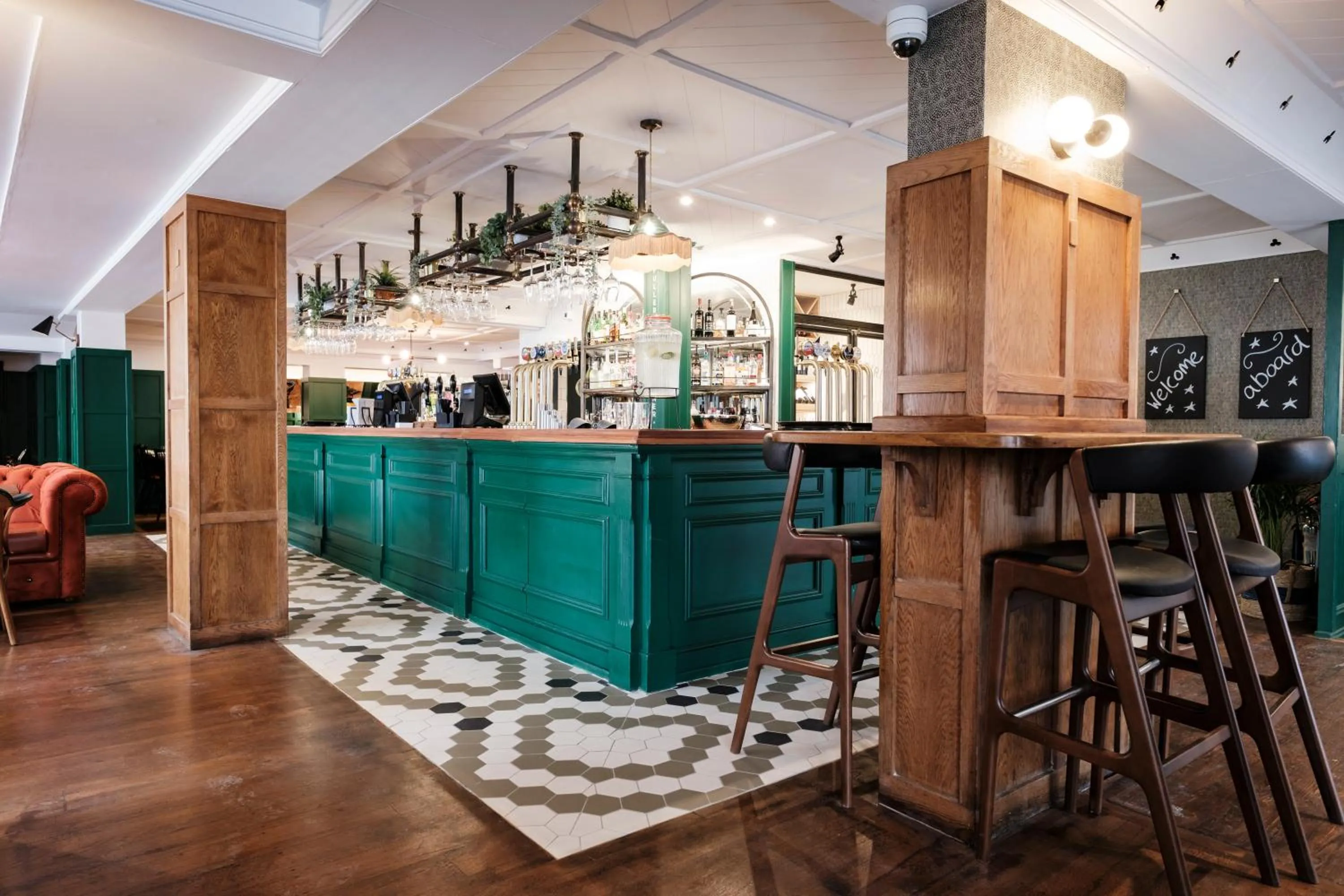 Lounge or bar in The White Star Tavern