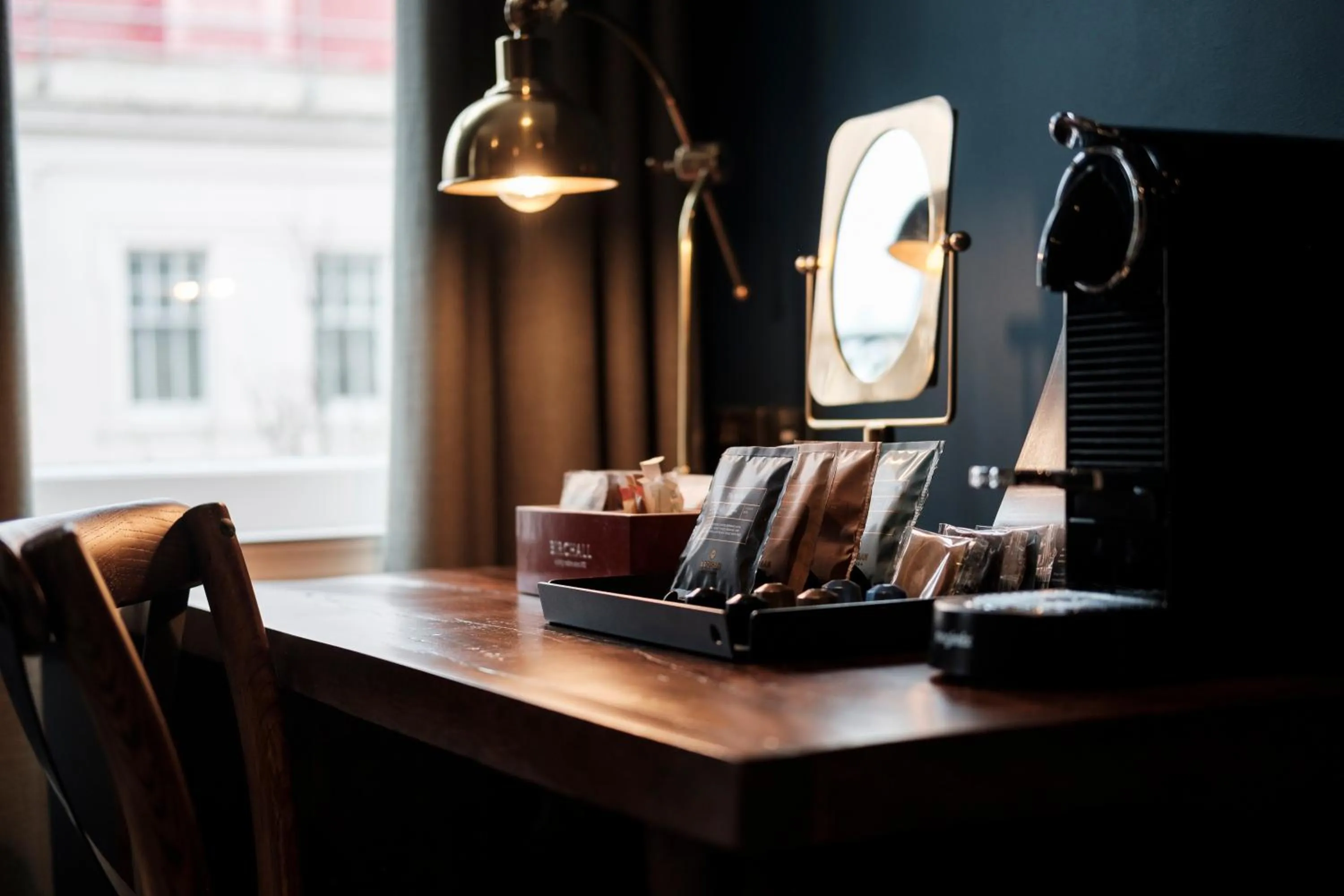 Coffee/tea facilities in The White Star Tavern