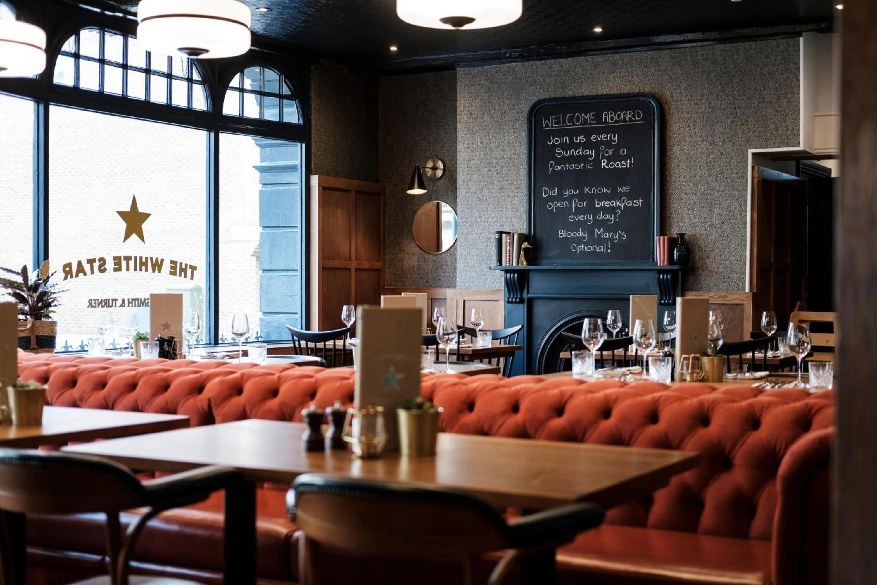 Restaurant/places to eat in The White Star Tavern