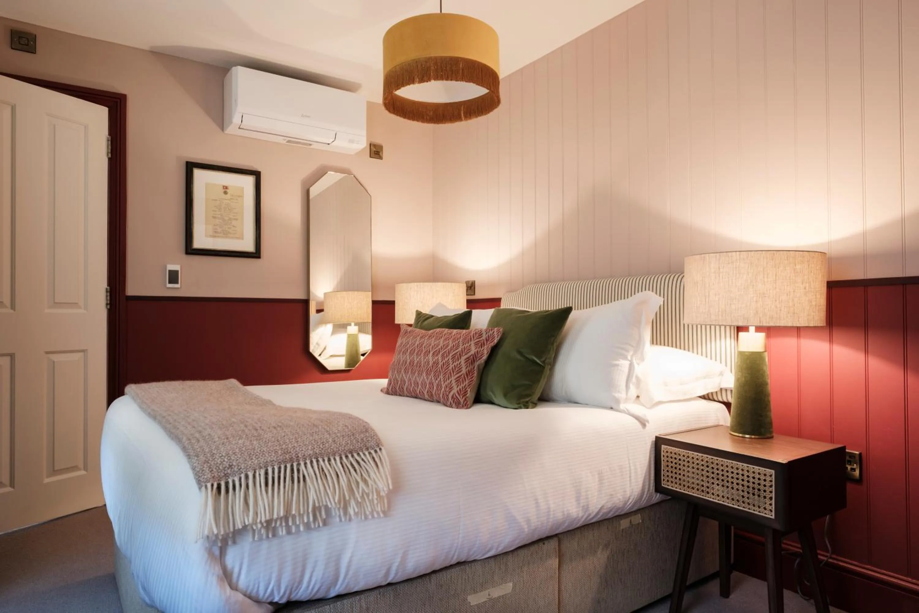 Bed in The White Star Tavern