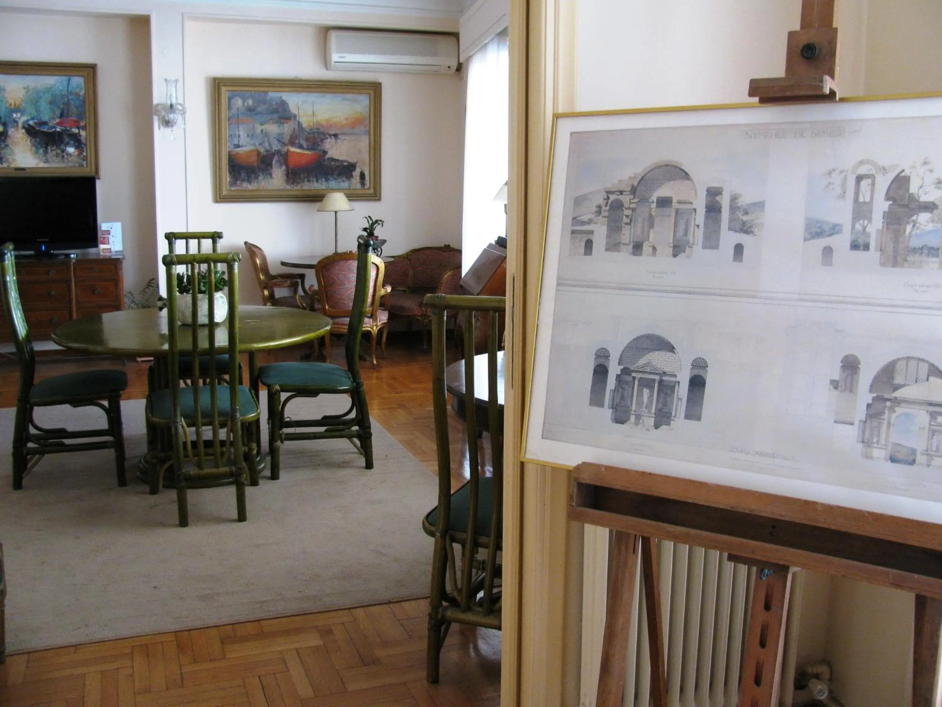 Decorative detail in Art Gallery Hotel