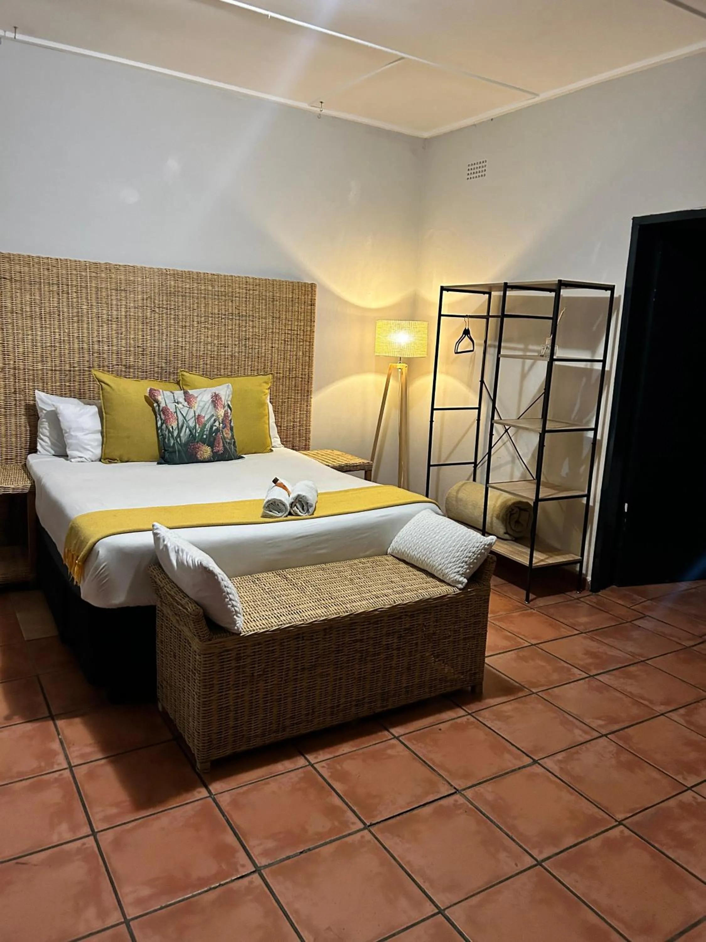 Bed in Bothabelo Bed and Breakfast