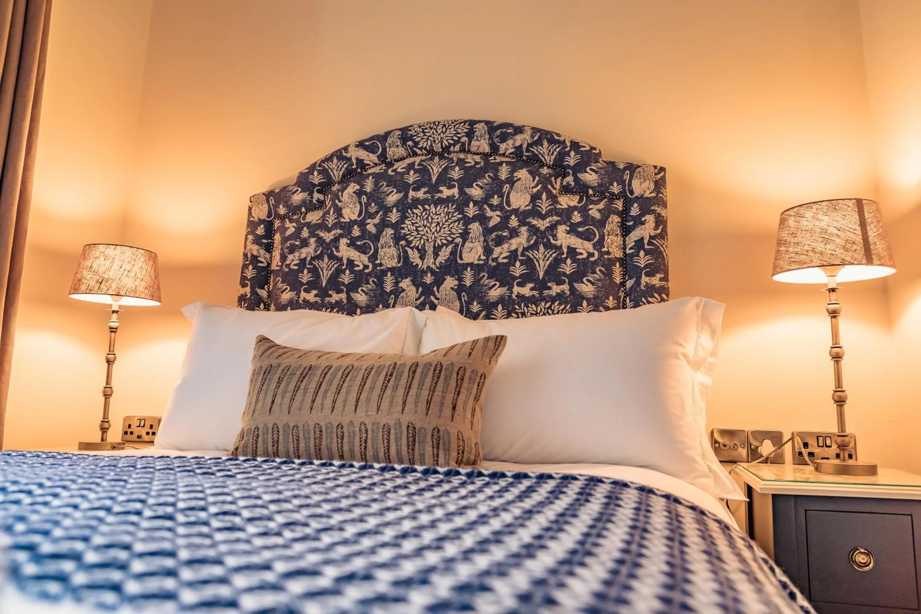 Bed in Atholl Arms Hotel & Residence Dunkeld