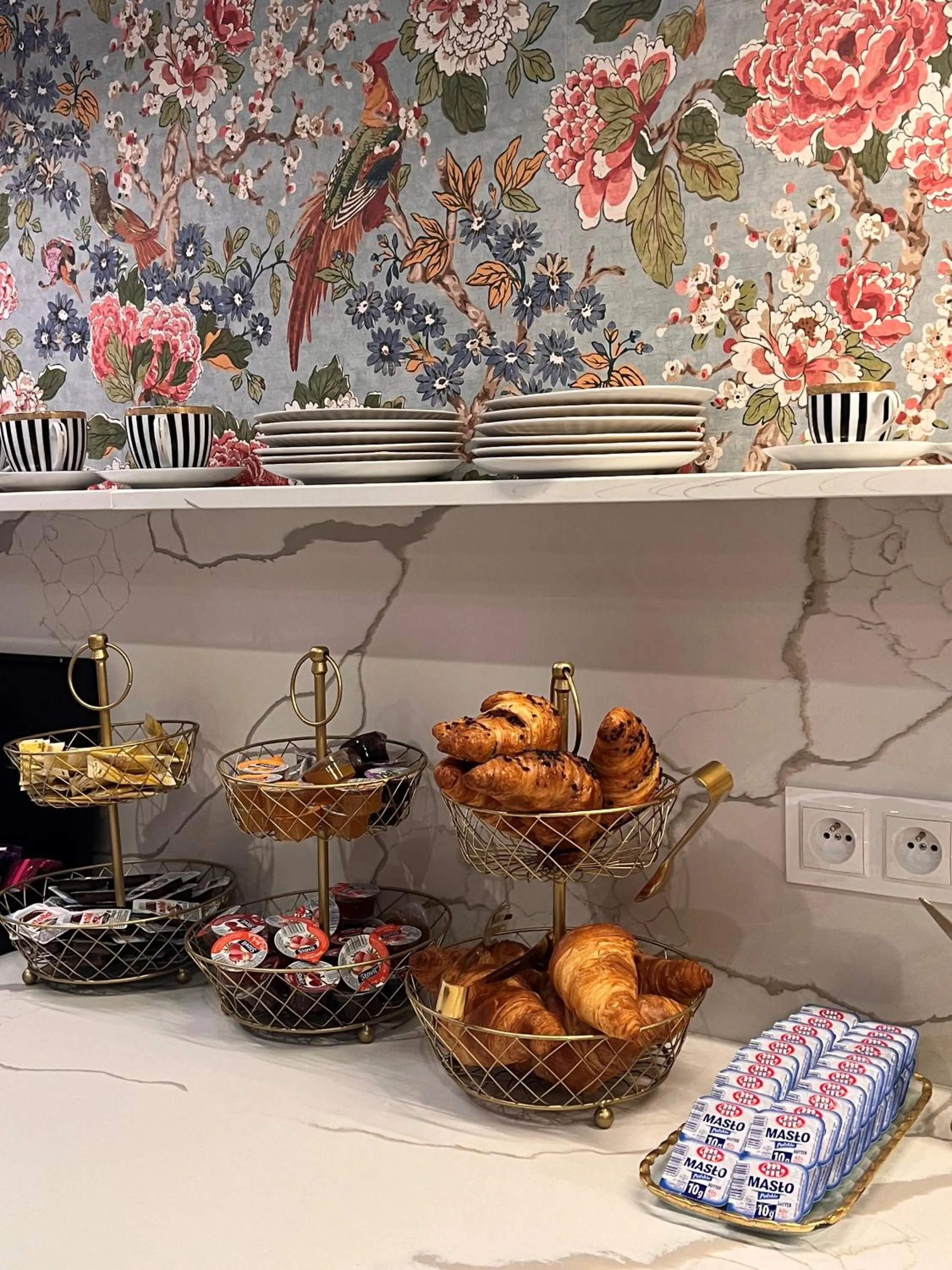 Food and drinks in Triton Park Apartments