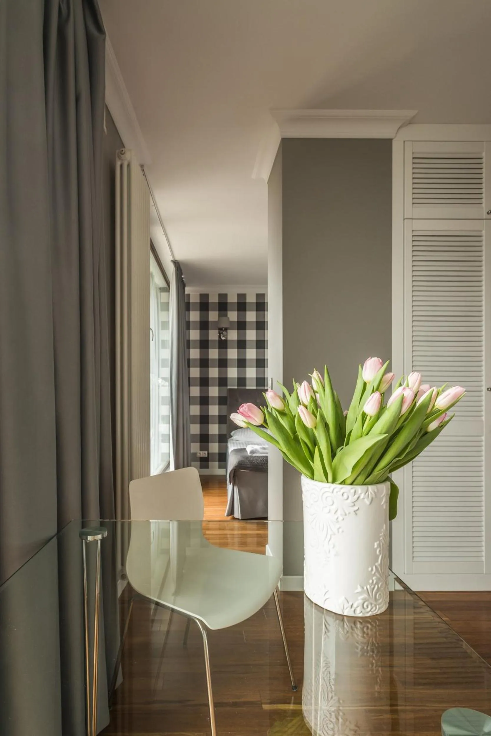 Photo of the whole room in Triton Park Apartments