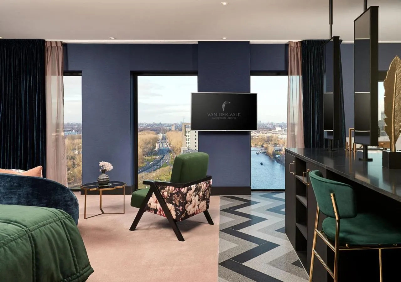 TV and multimedia in Van der Valk Hotel Amsterdam - Amstel