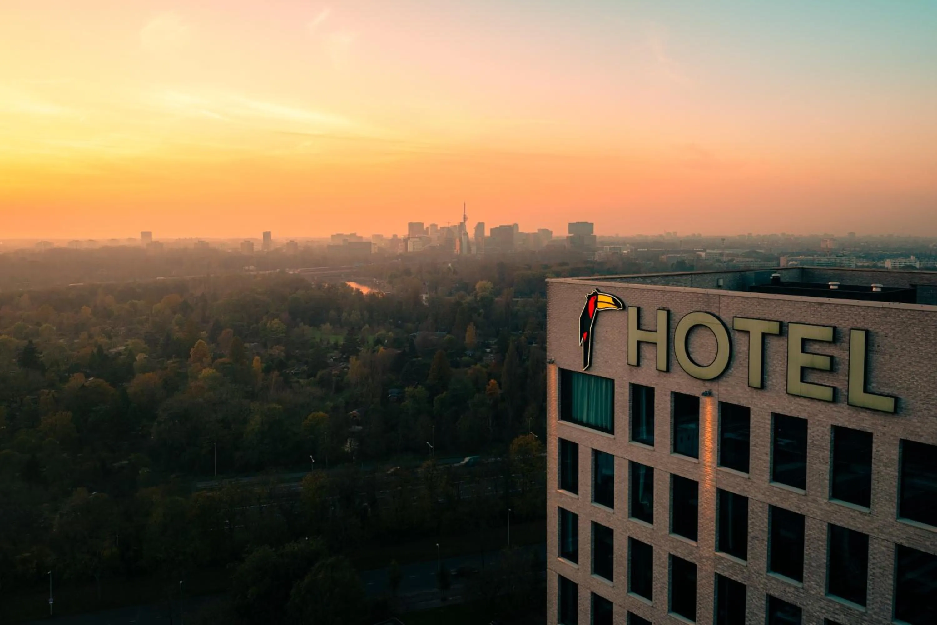 Property building in Van der Valk Hotel Amsterdam - Amstel