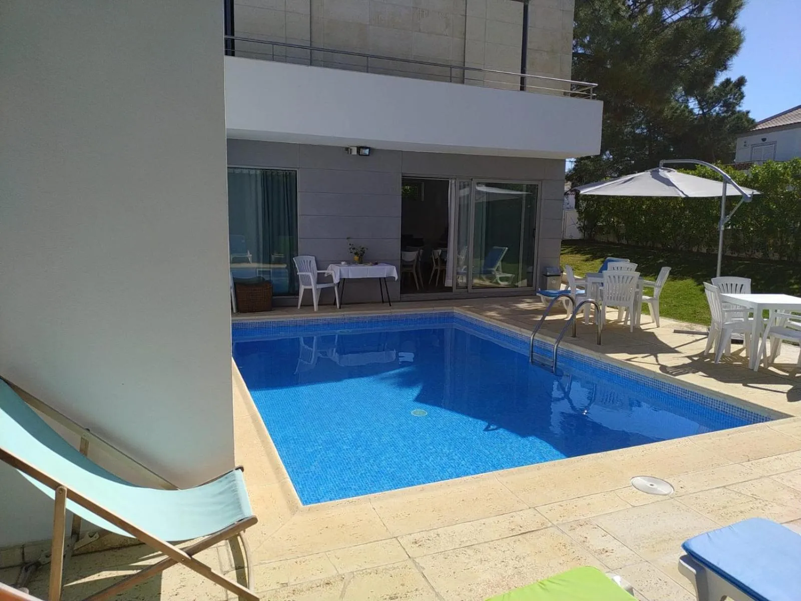 Swimming pool in Pé na Areia - Guest House