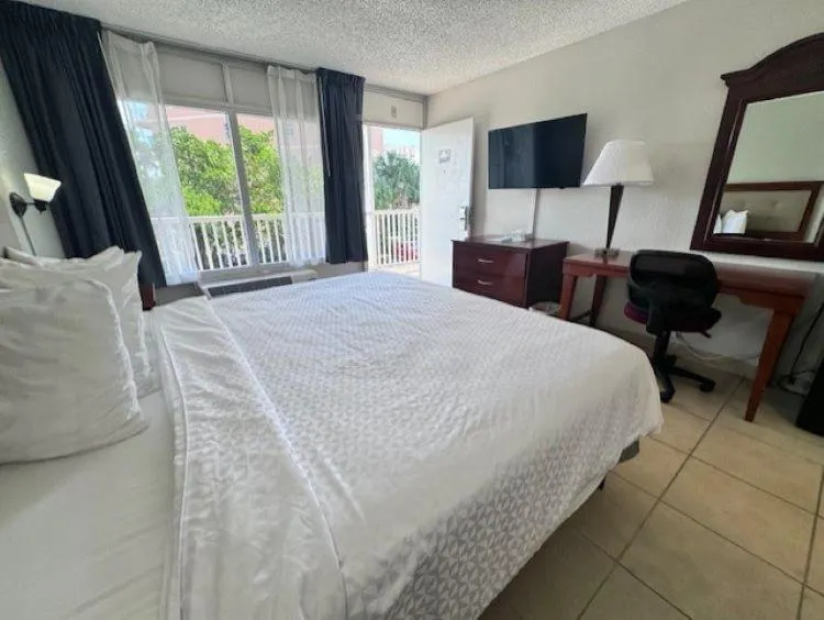 Standard King Room - single occupancy in Clearwater Beach Hotel