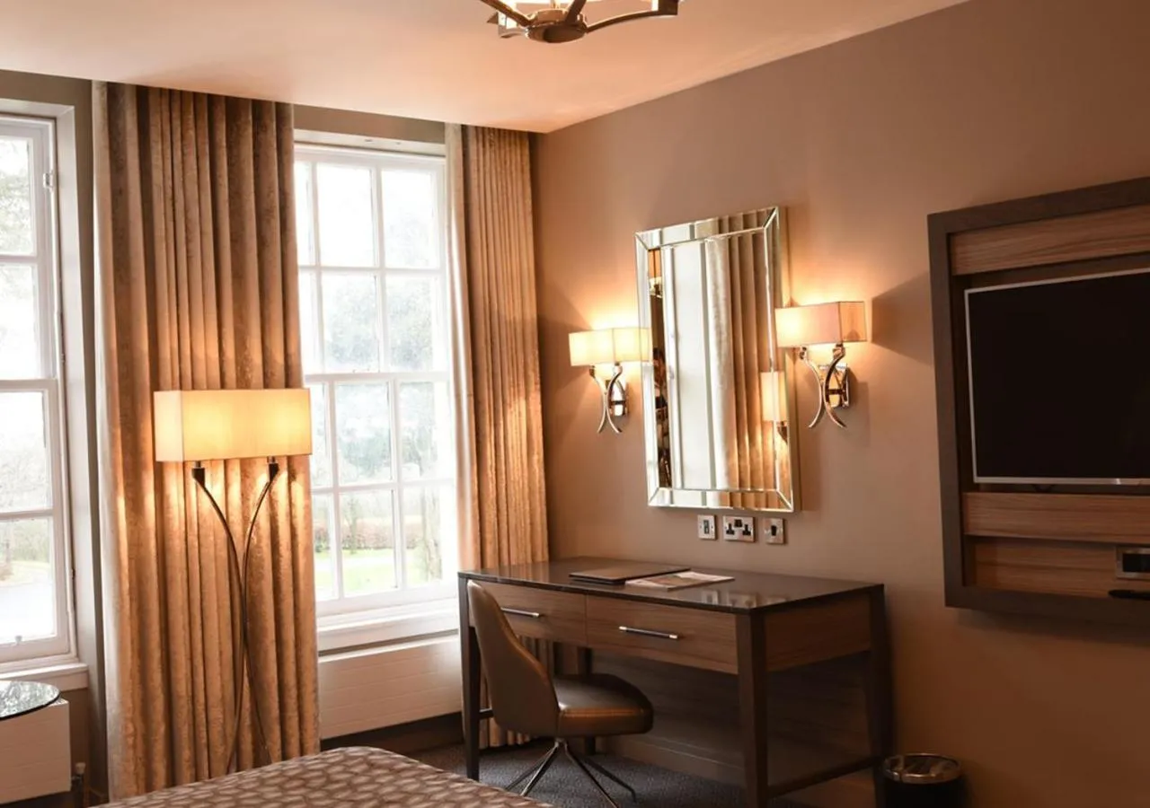 Bedroom in Hetland Hall Hotel