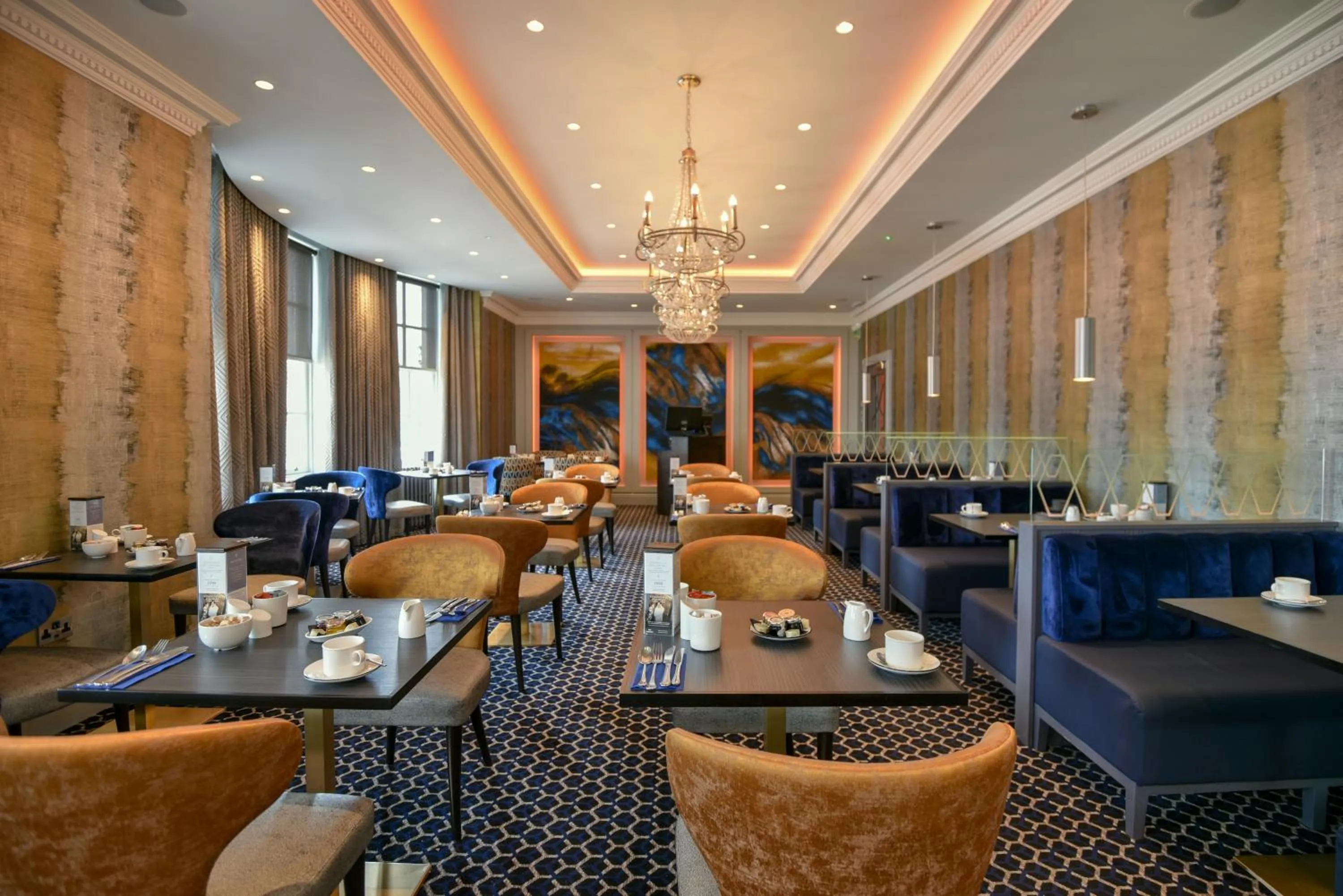 Restaurant/places to eat in Hetland Hall Hotel