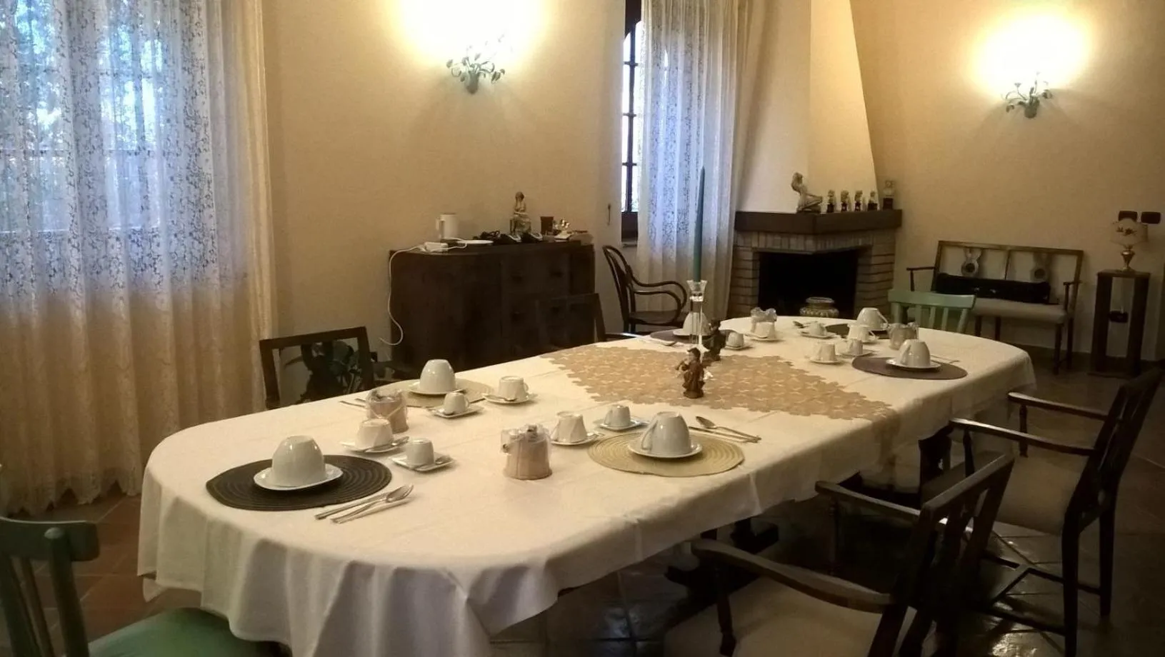 Italian breakfast in Villa Amalia Srls