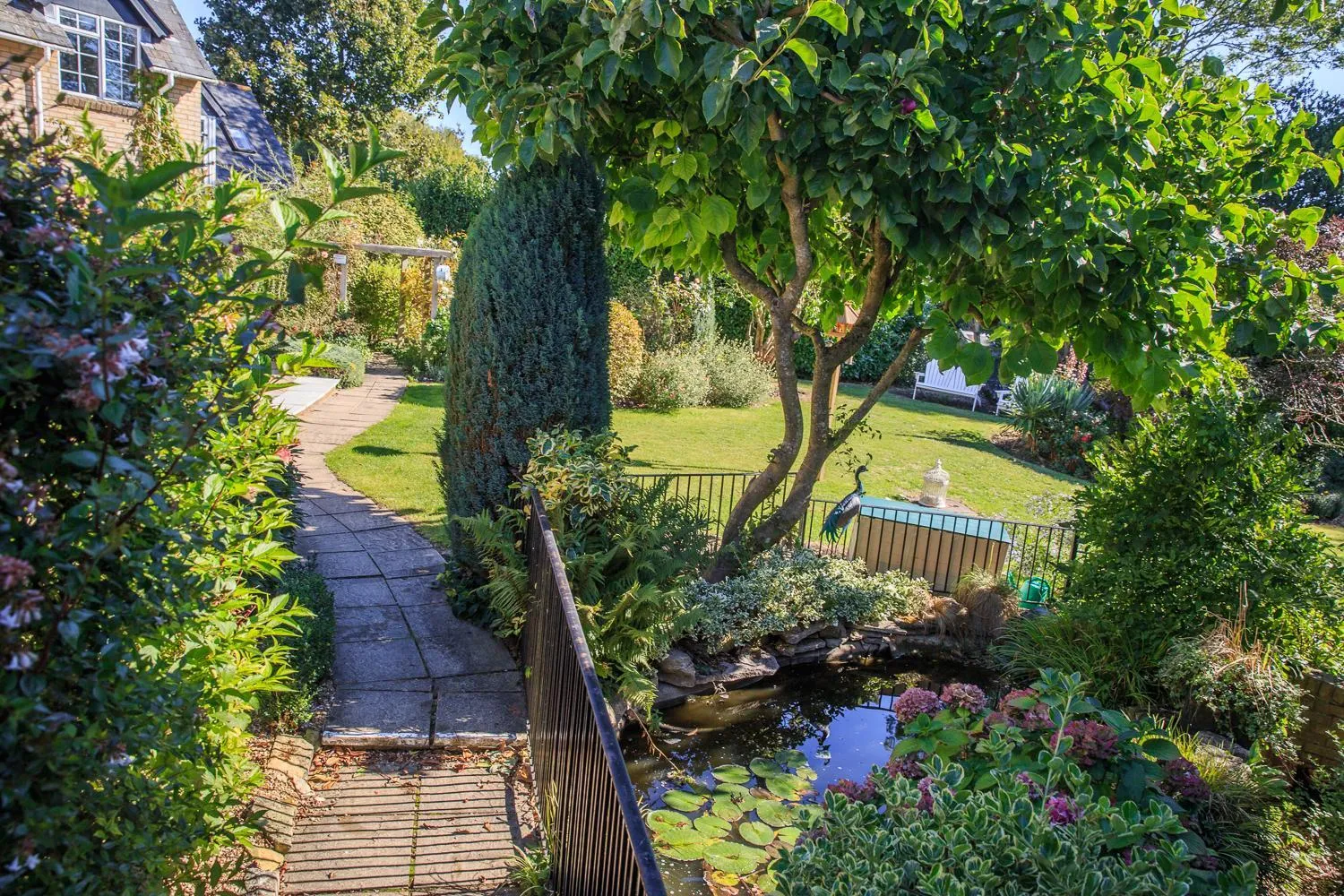 Garden view in Cricket Field House