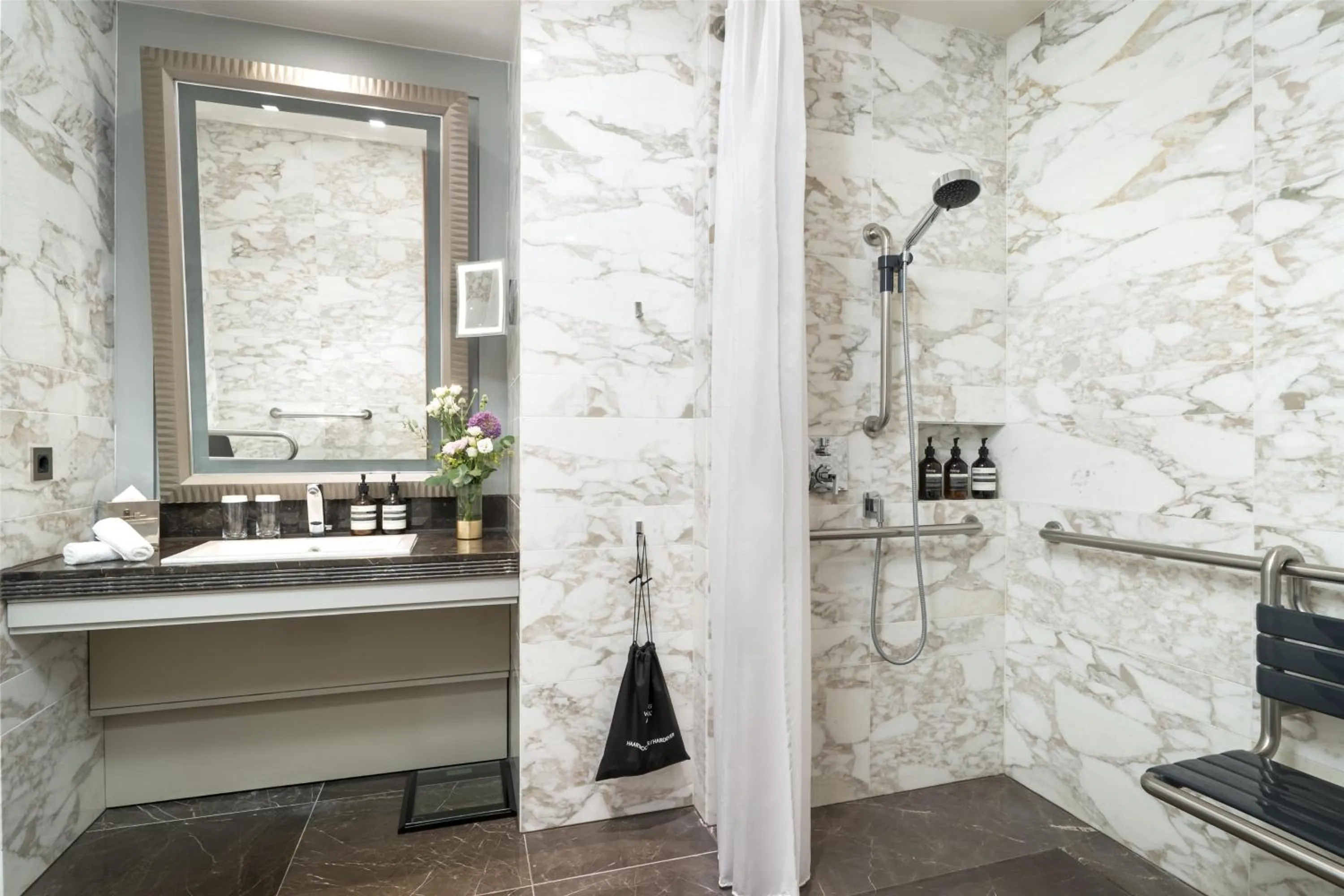 Bathroom in Waldorf Astoria Berlin