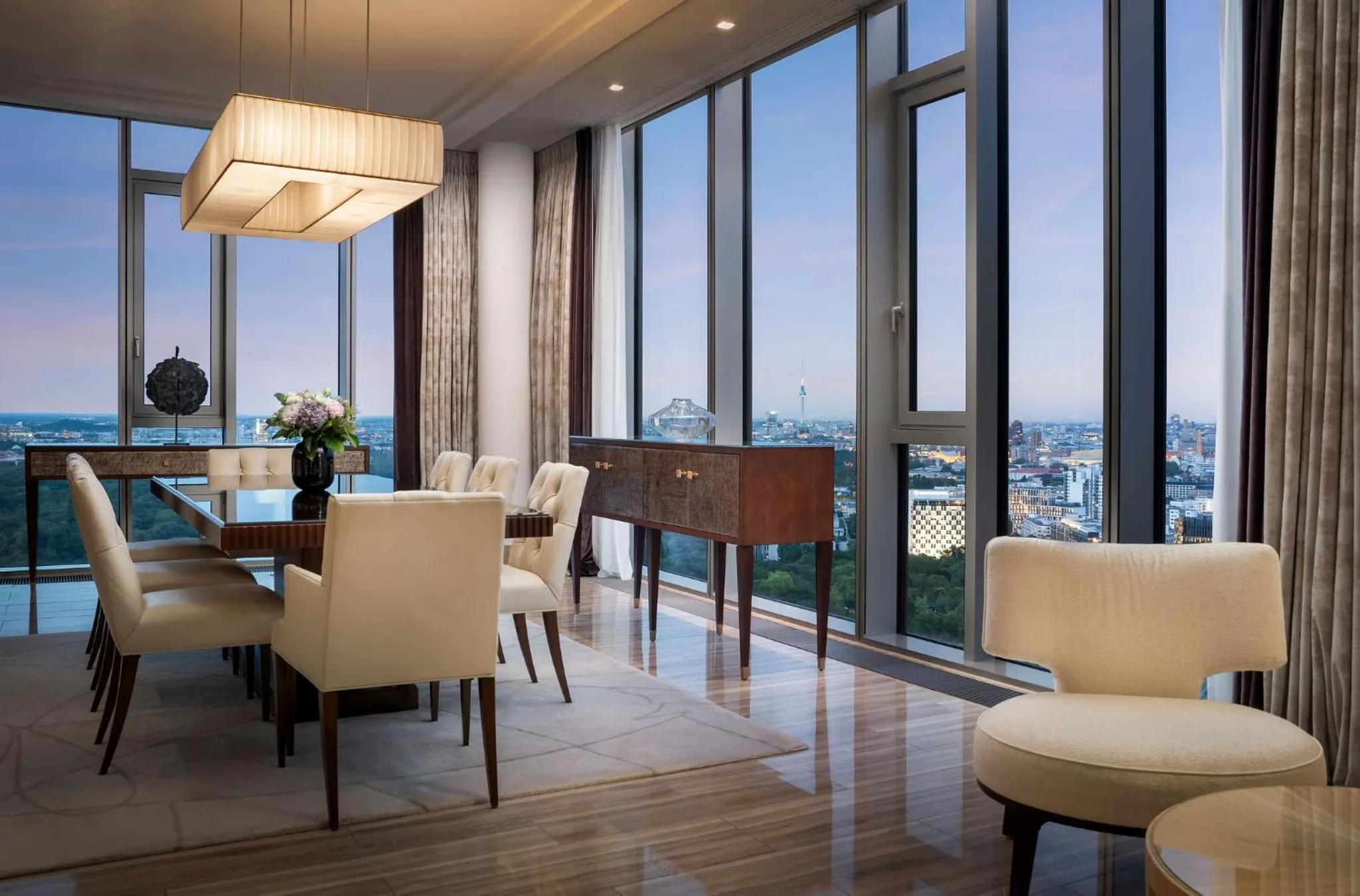 Living room in Waldorf Astoria Berlin