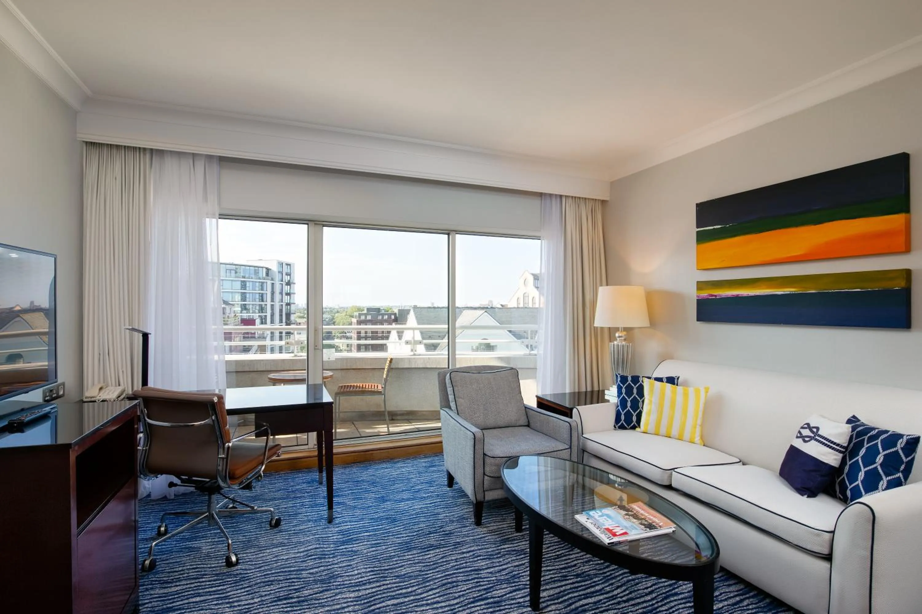 Living room in The Chelsea Harbour Hotel and Spa