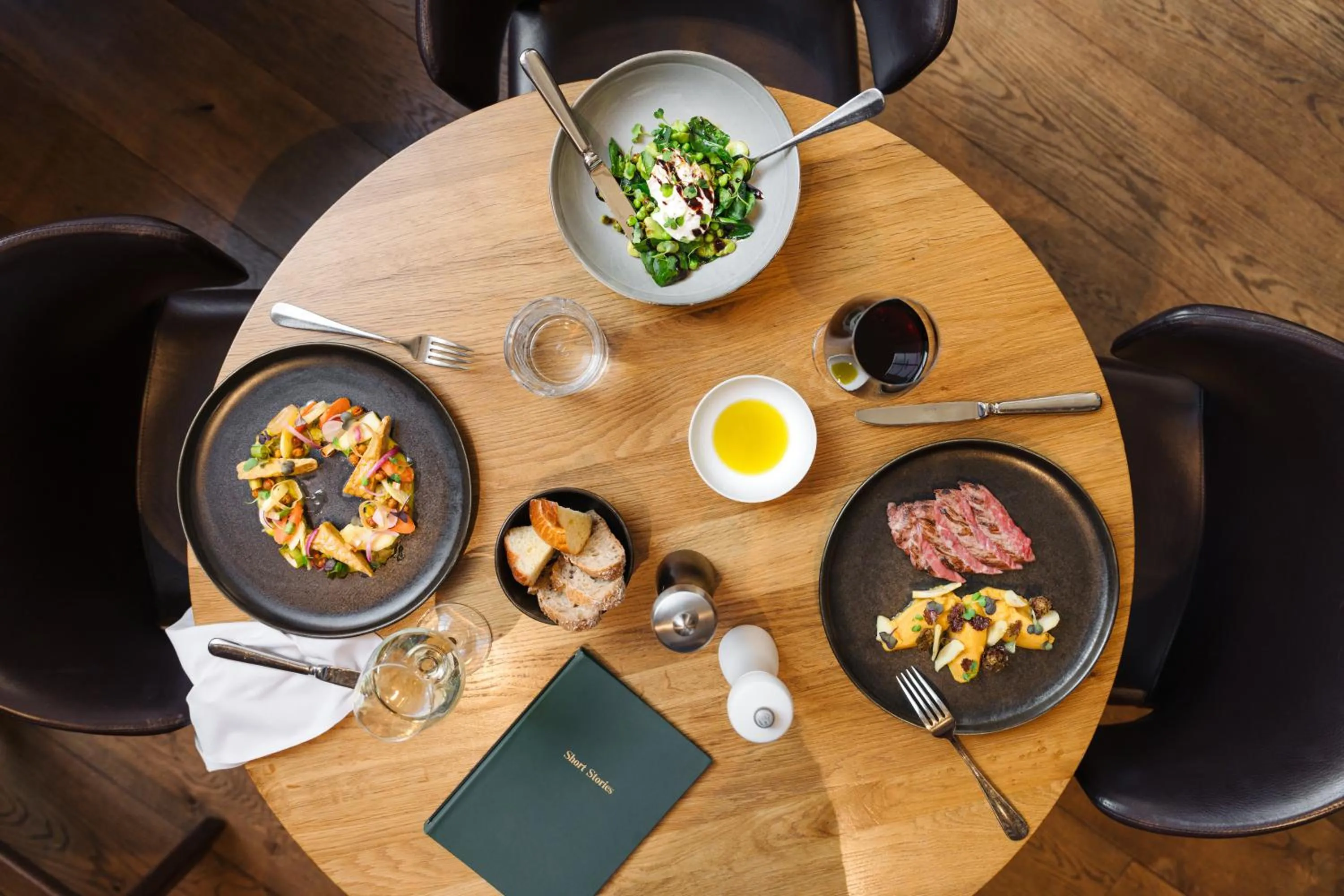 Food and drinks in B2 Hotel Zürich