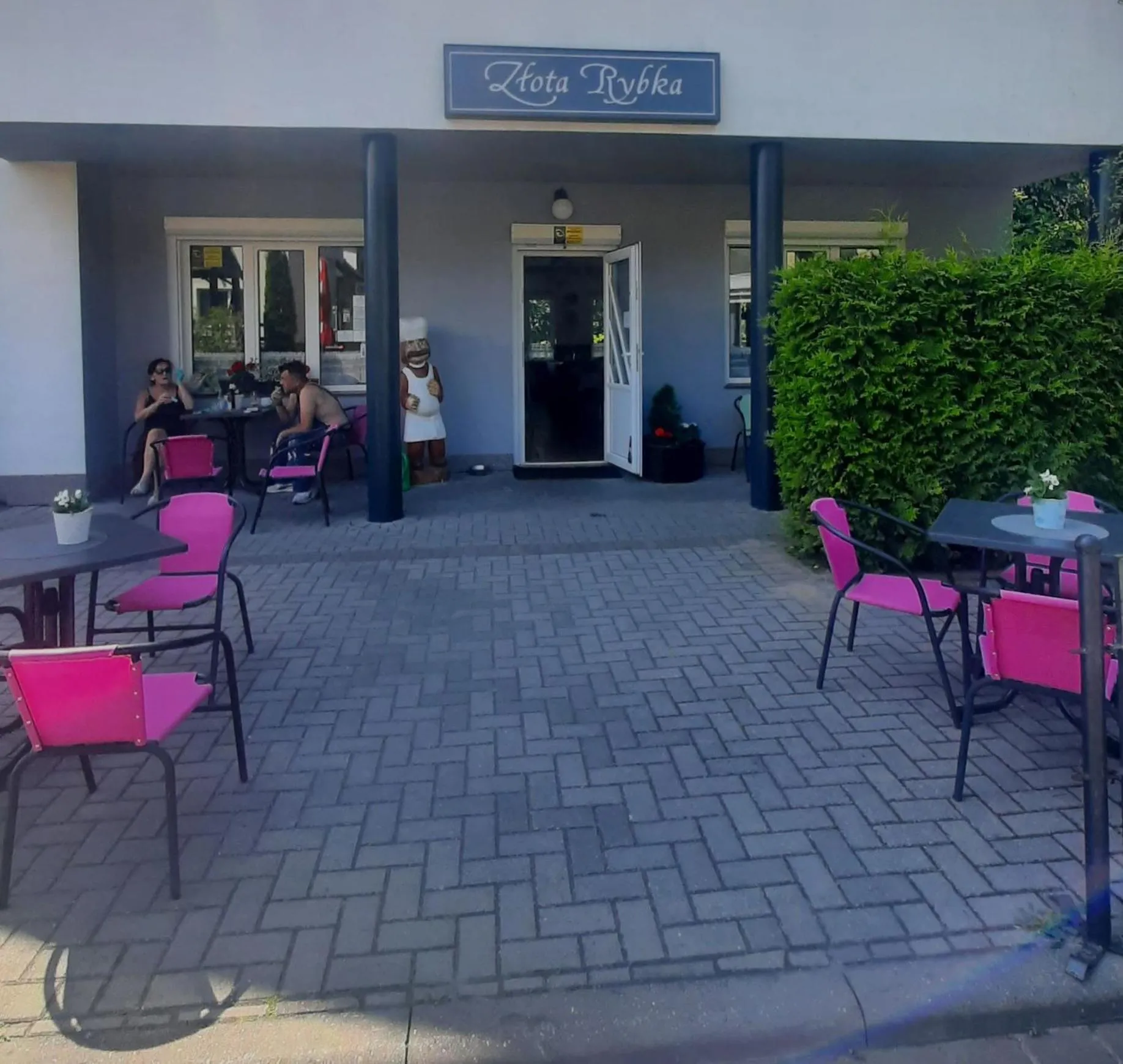 Restaurant/places to eat in Dom Letniskowy HELENA