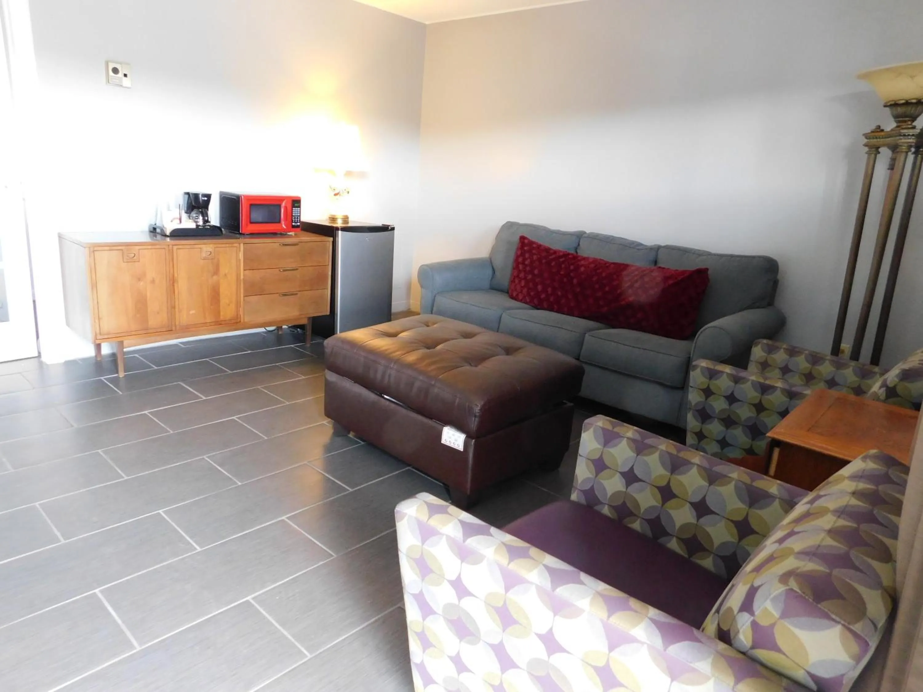 Seating area in Drifter Motel