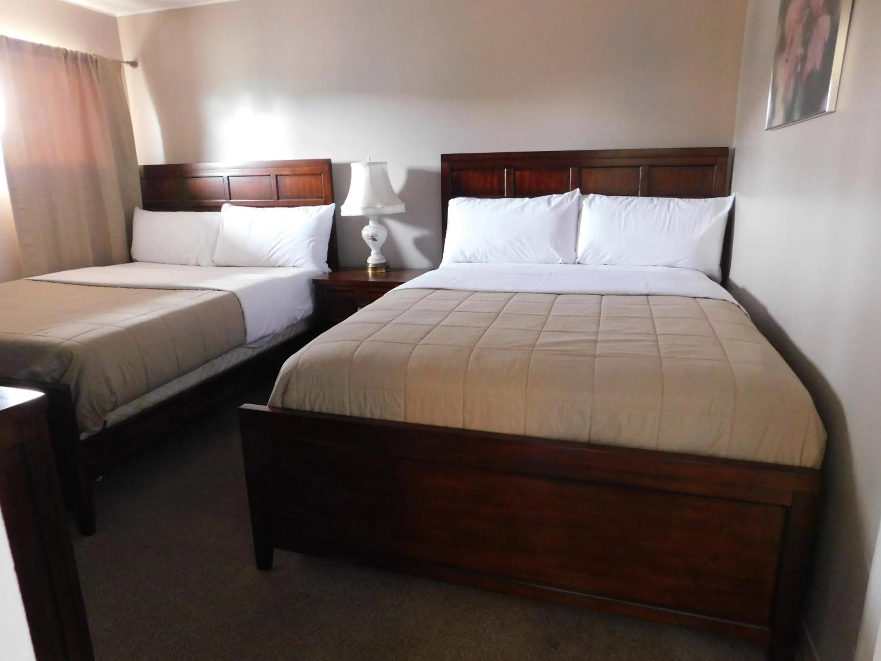 Bed in Drifter Motel