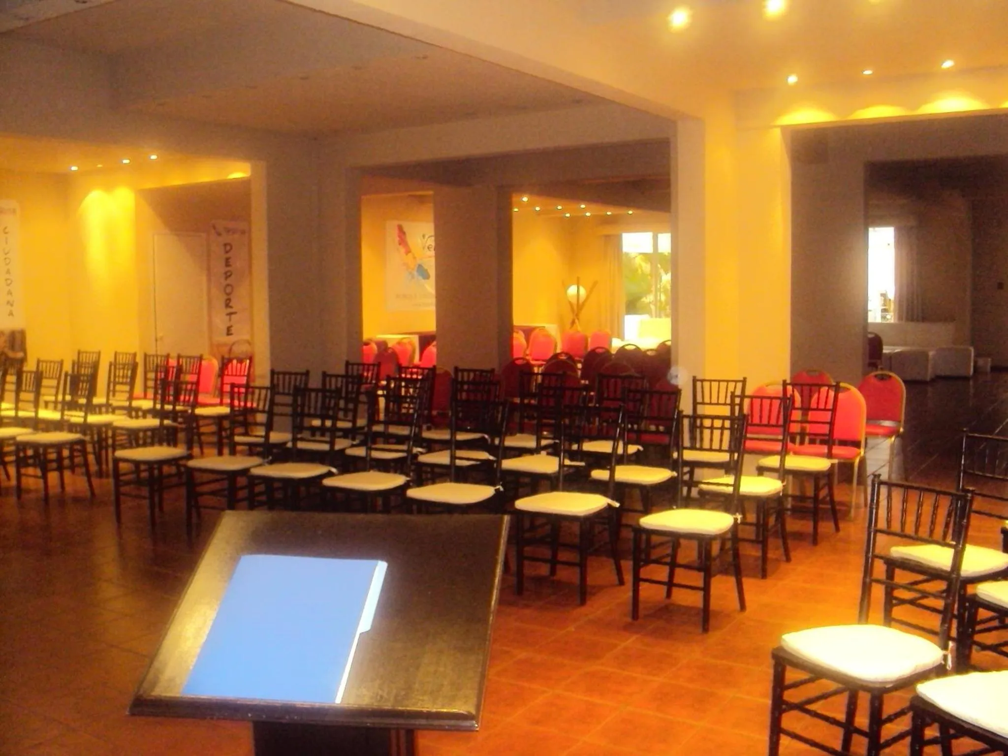 Business facilities, Restaurant/Places to Eat in Mision Orizaba
