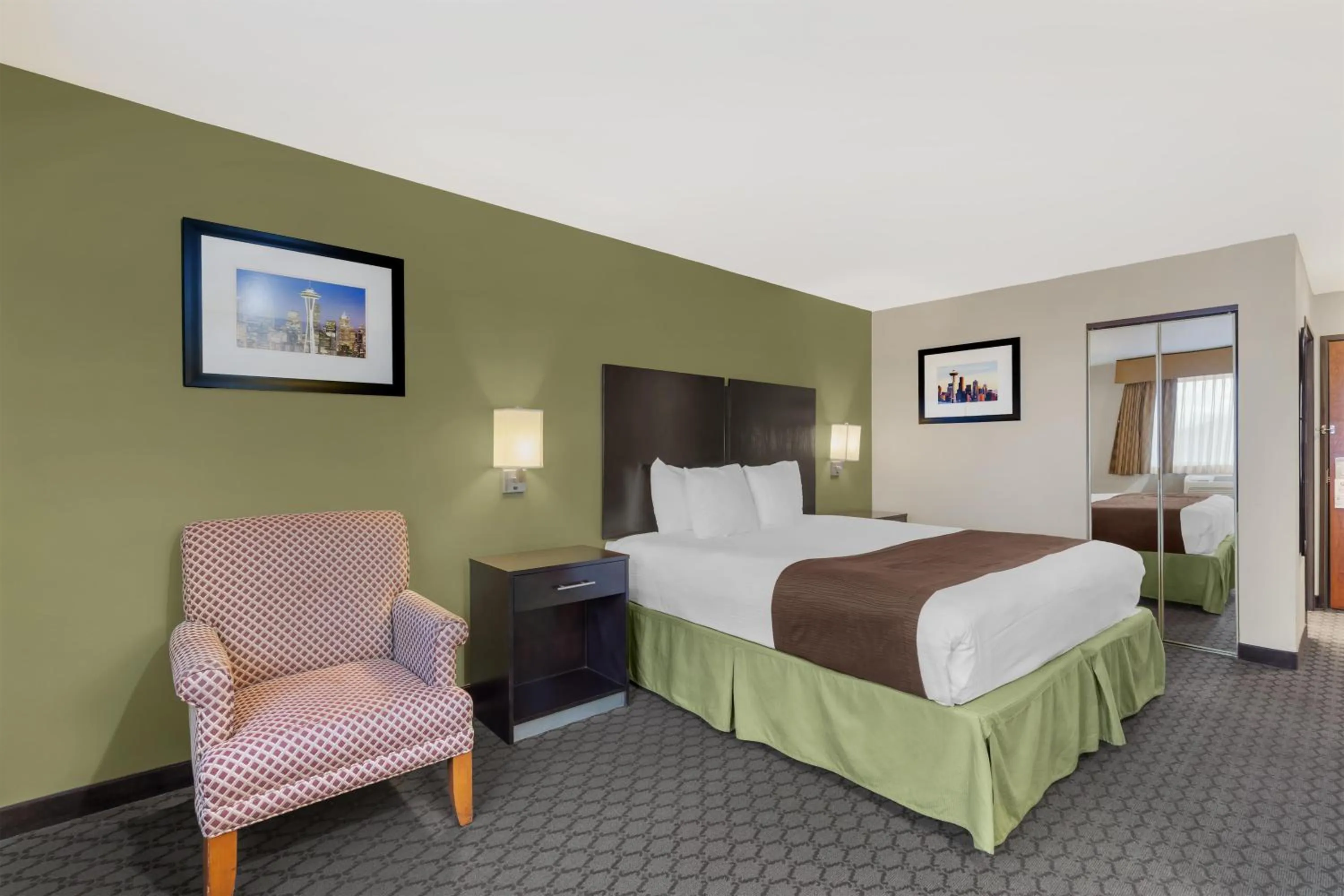 Bedroom, Bed in Best Western Sky Valley Inn