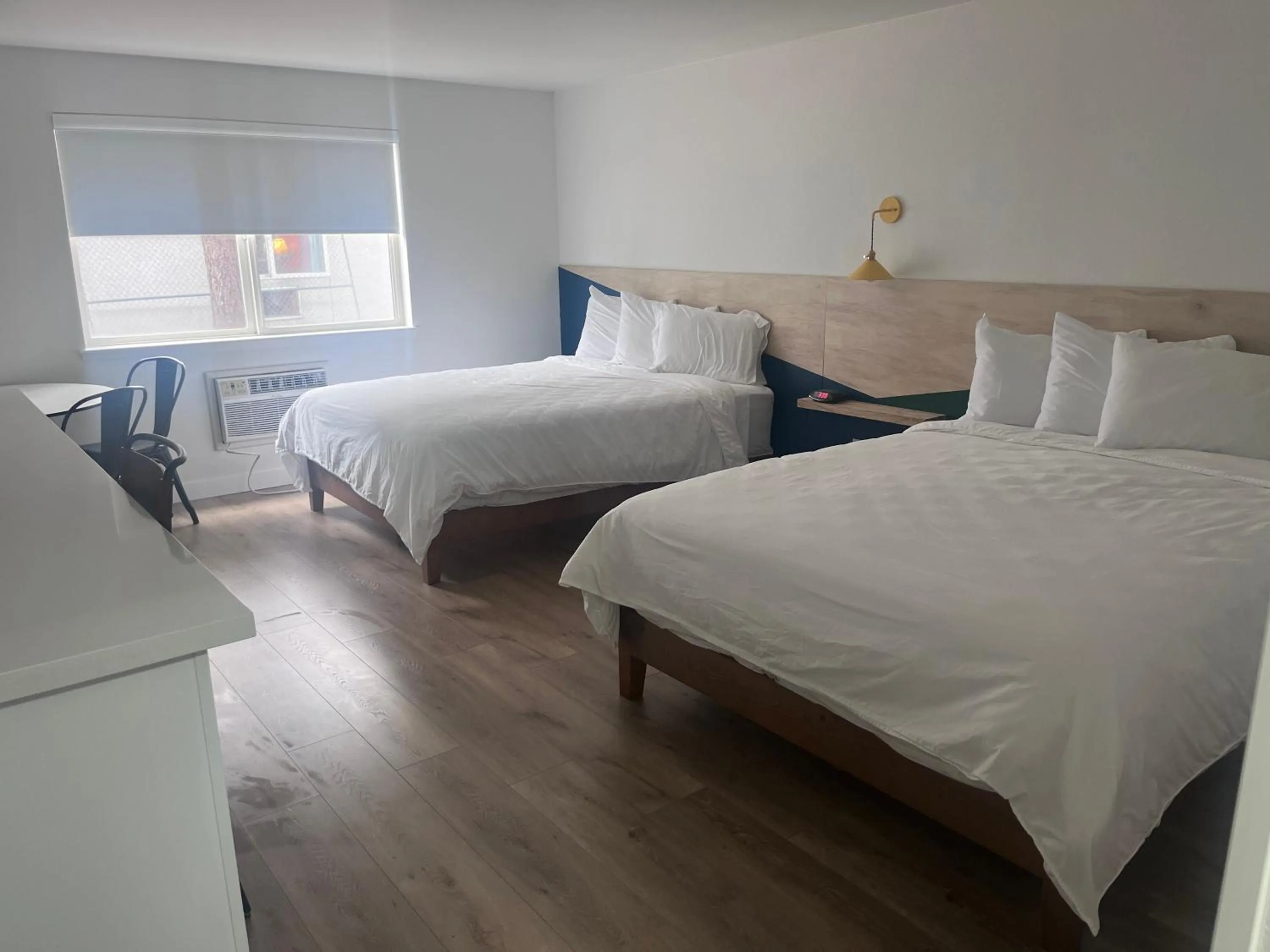 Bedroom, Bed in The Varsity Inn North