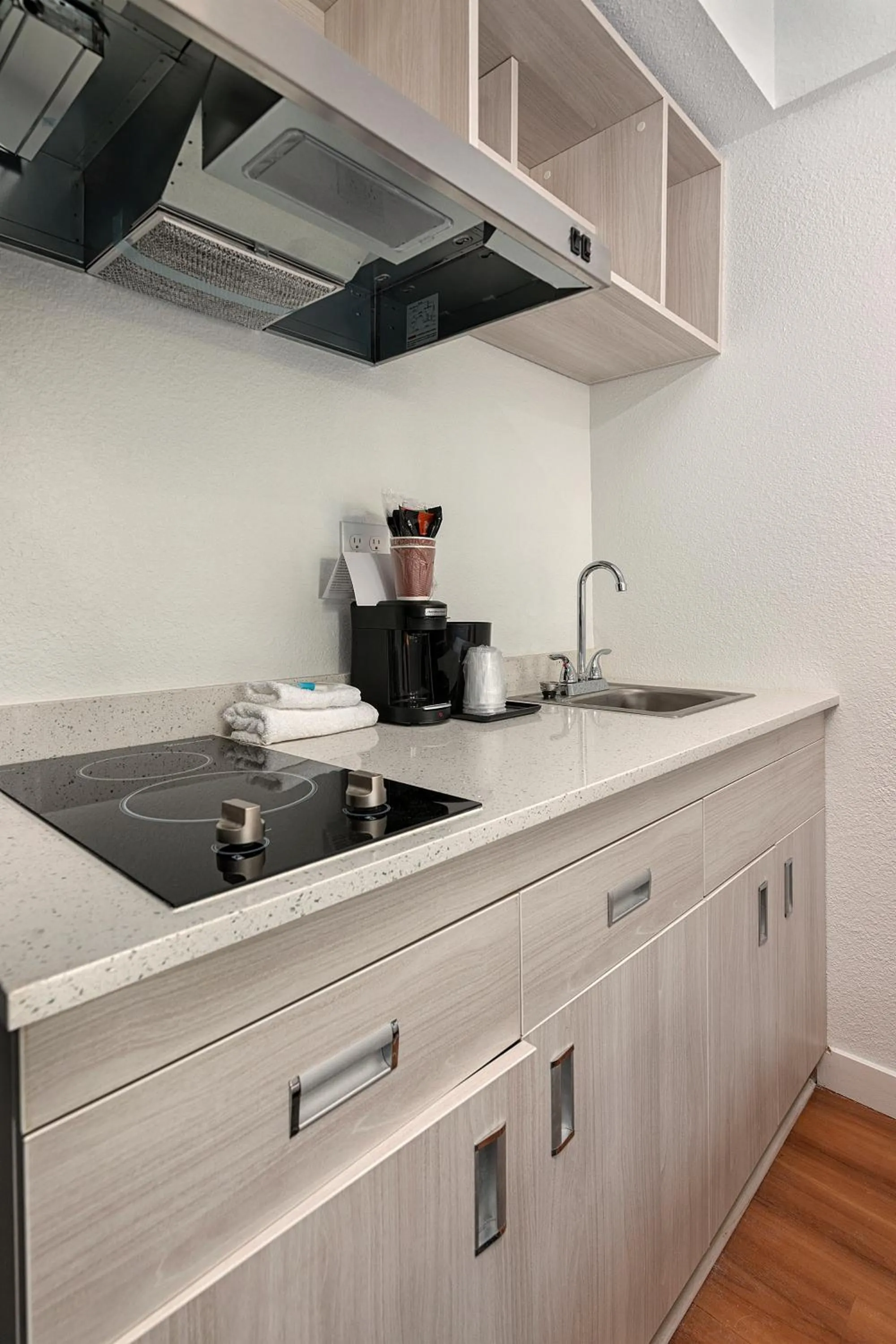 Kitchen or kitchenette in King Oscar Motel Centralia