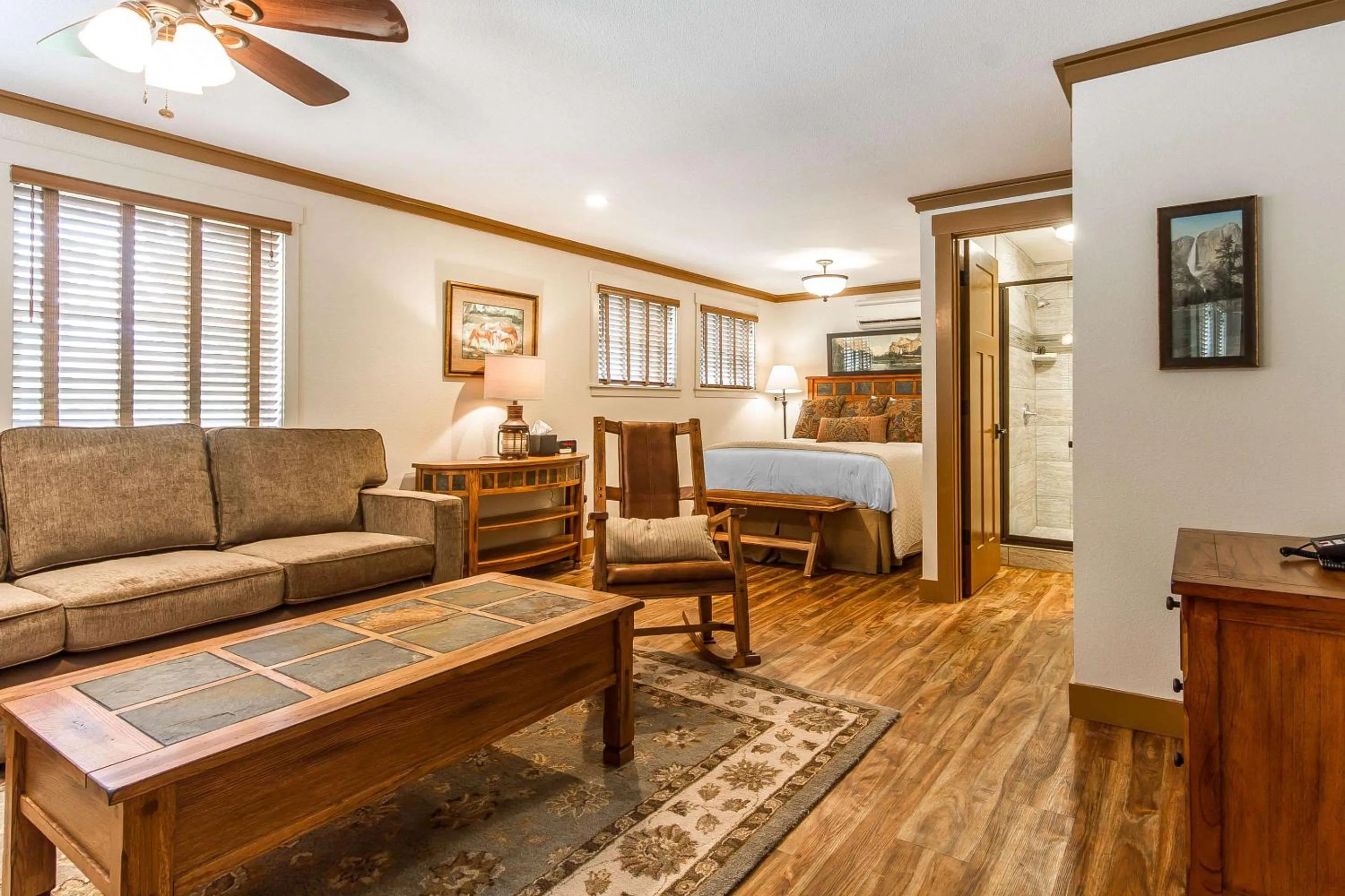 Bedroom, Bed in Sierra Sky Ranch