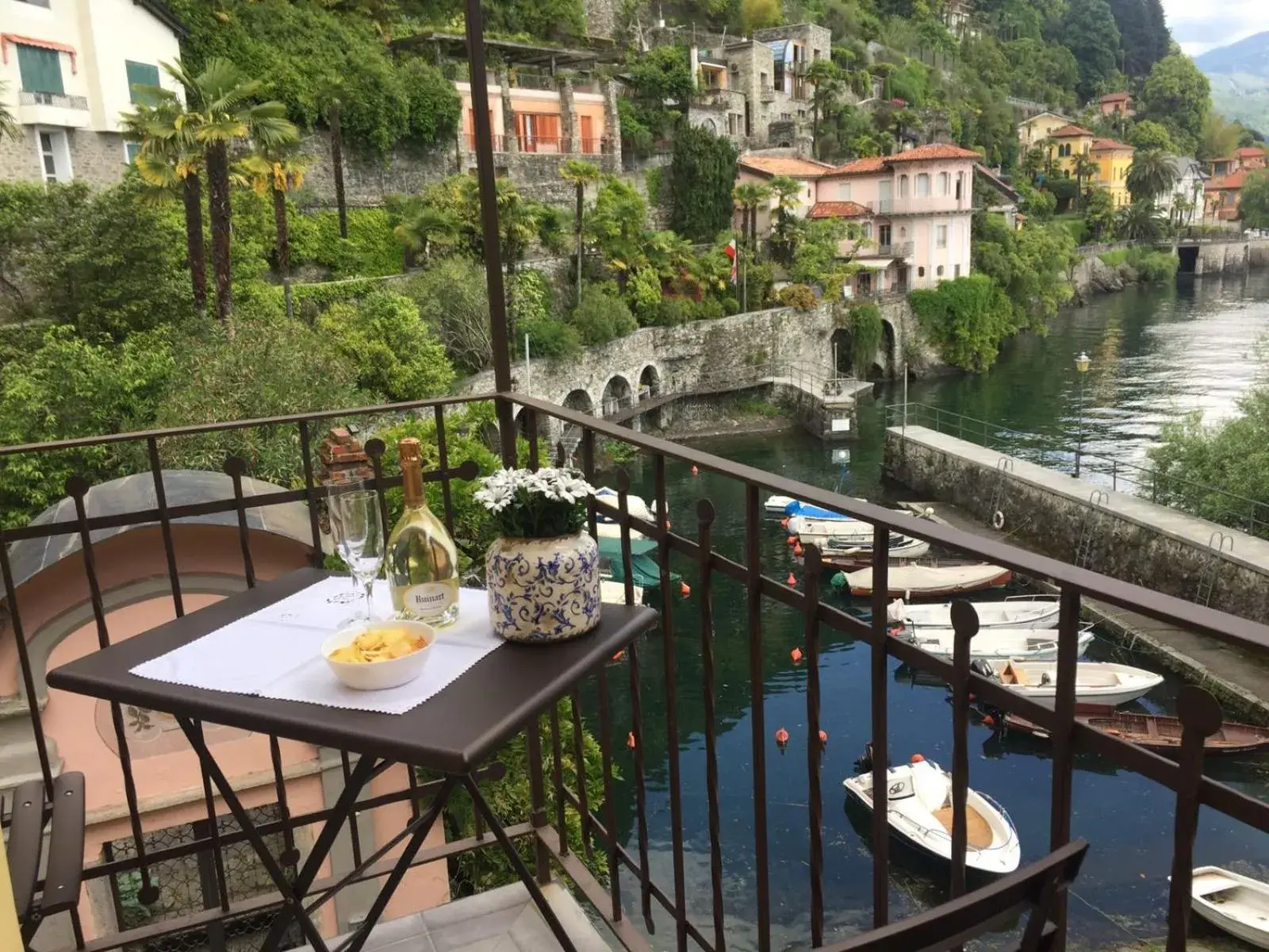 Al vecchio porto casa a Cannero Al vecchio porto casa a Cannero