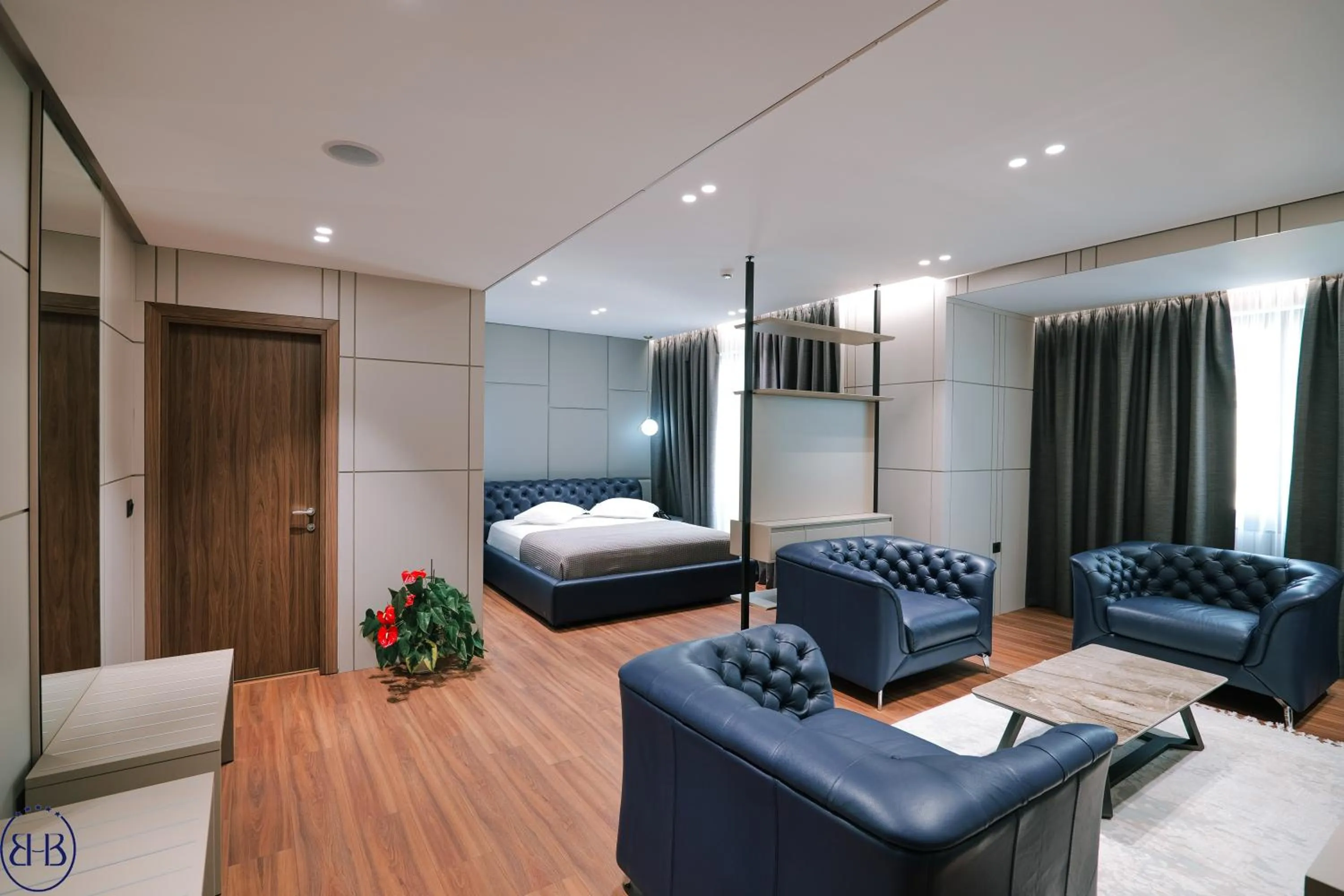 Living room, Bed in Hotel Saranda Butrinti, Affiliated by Melia