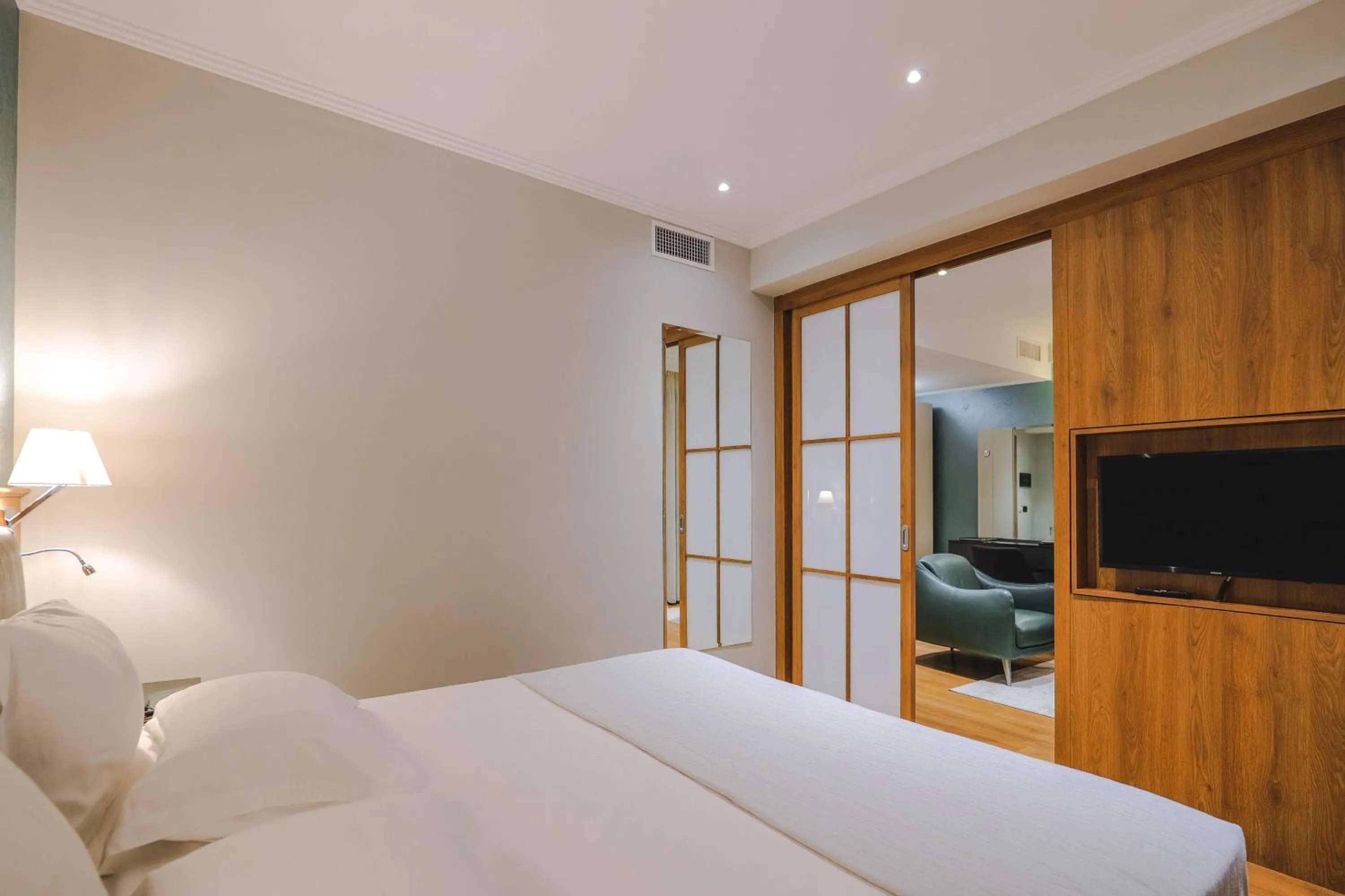 Property building in Hotel Saranda Butrinti Affiliated by Meliá