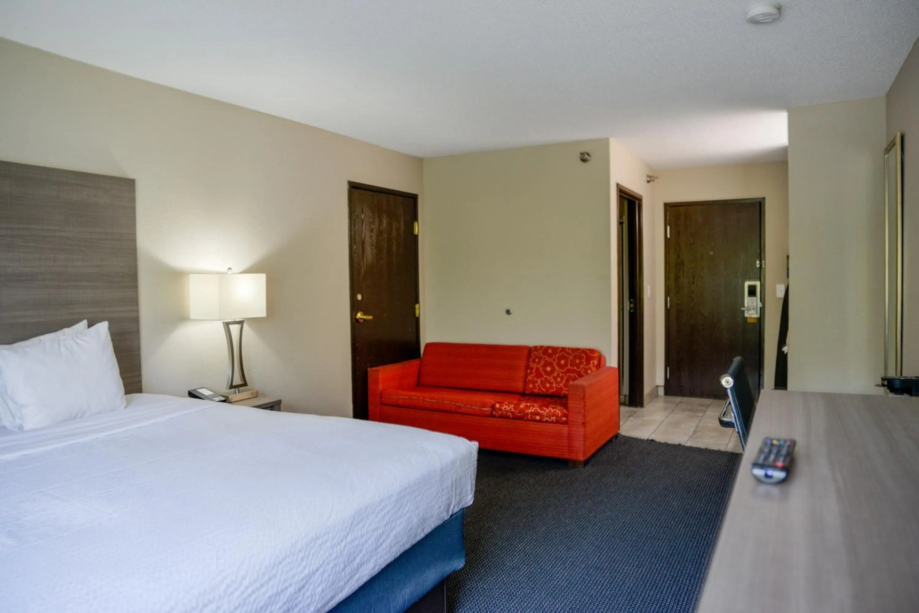 Bedroom, Bed in Baymont by Wyndham O'Fallon St. Louis Area