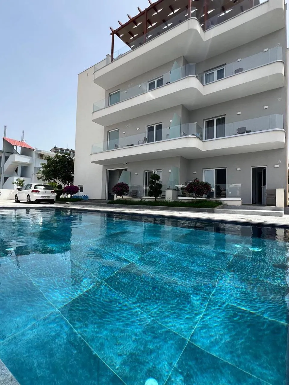 Swimming pool in Summer Point Hotel
