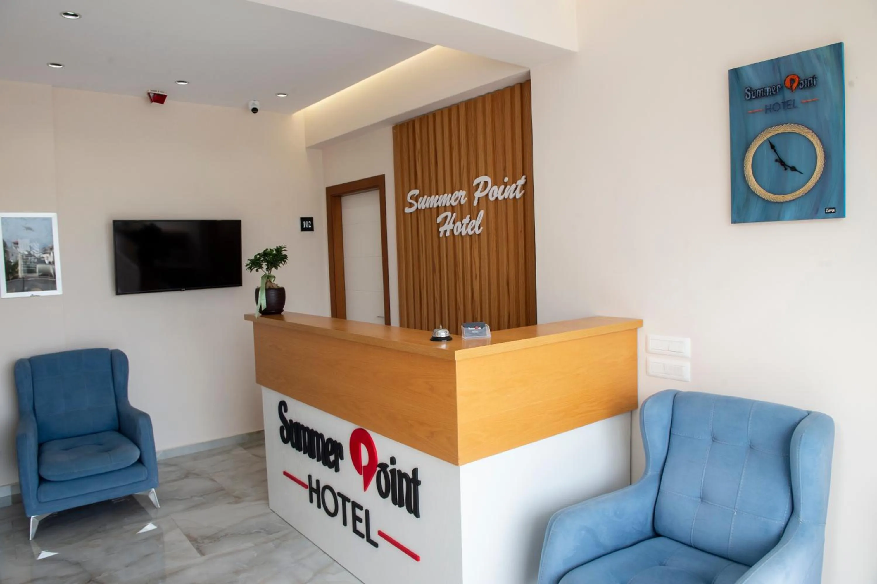 Lobby or reception in Summer Point Hotel