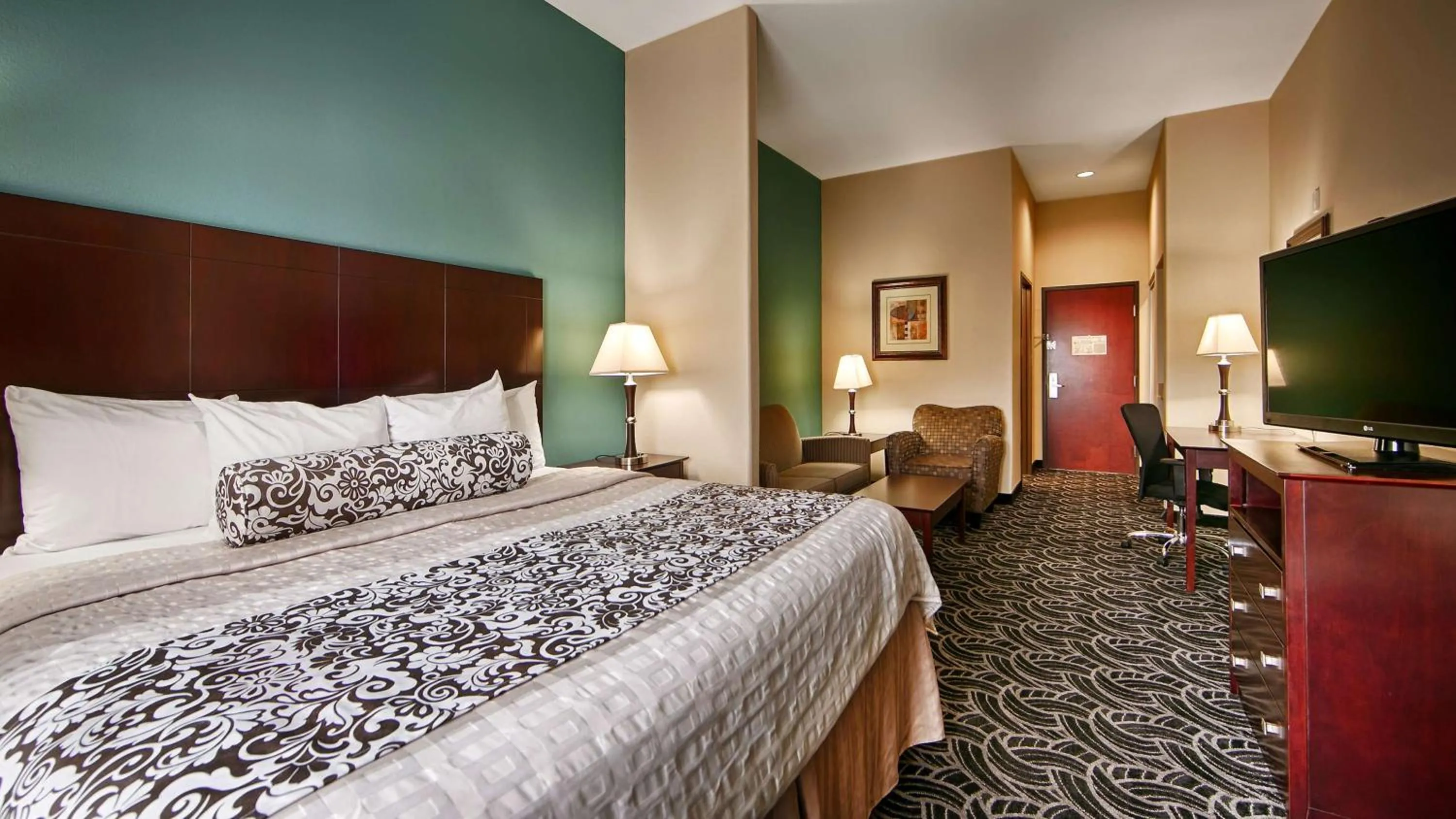 Photo of the whole room, Bed in Best Western Plus Katy Inn & Suites