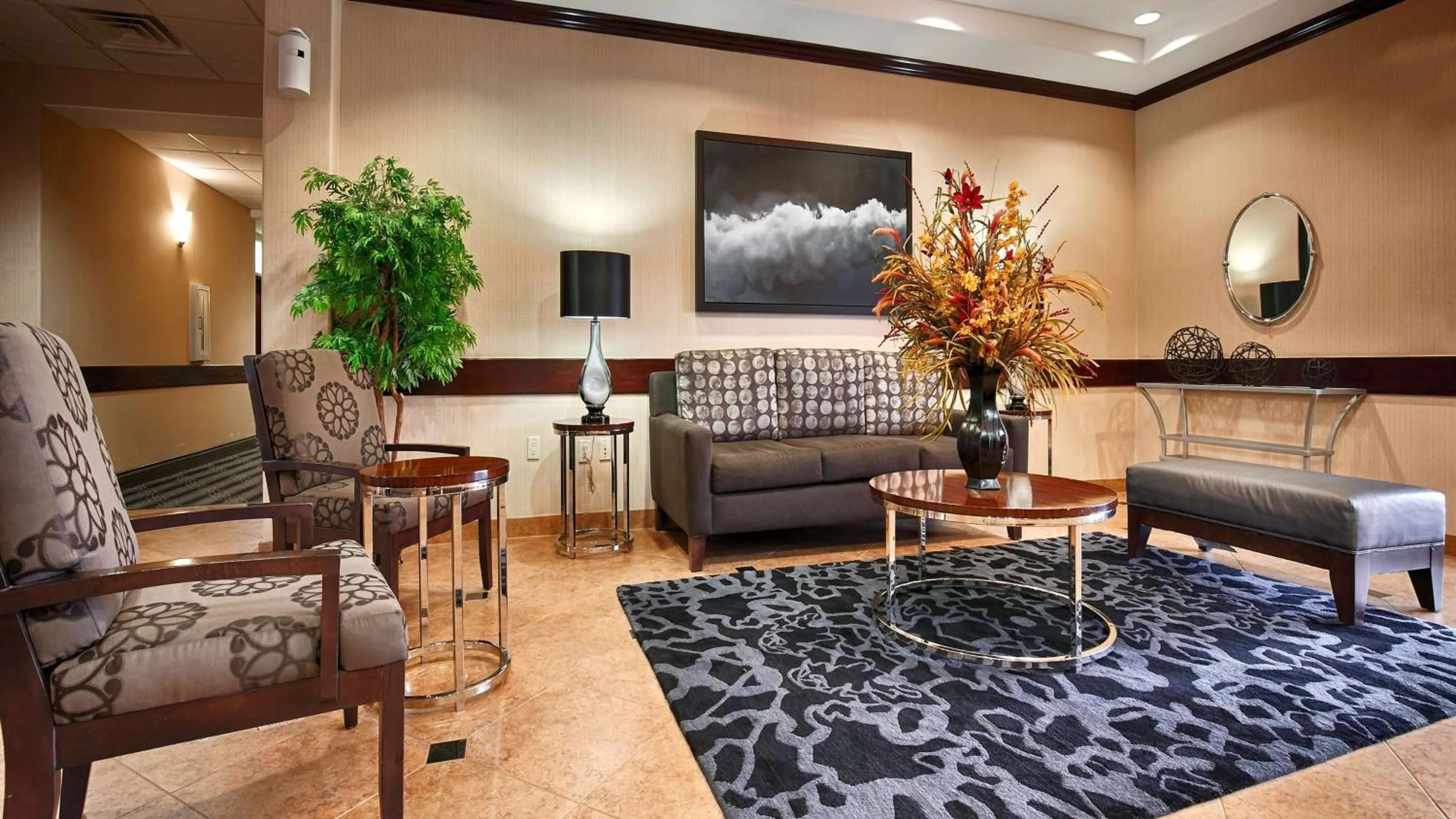 Lobby or reception in Best Western Plus Katy Inn & Suites