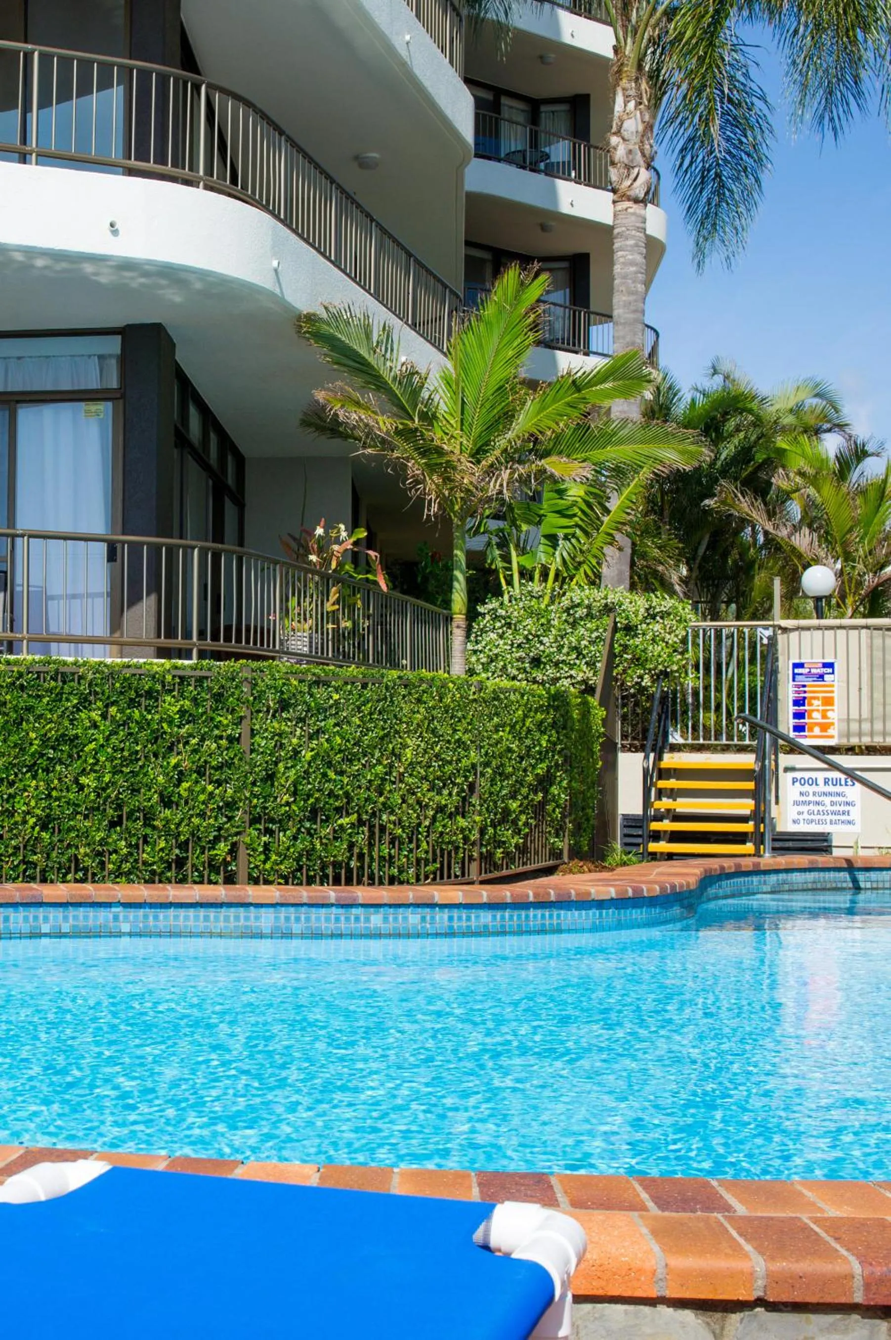 Swimming pool in Broadwater Shores Waterfront Apartments