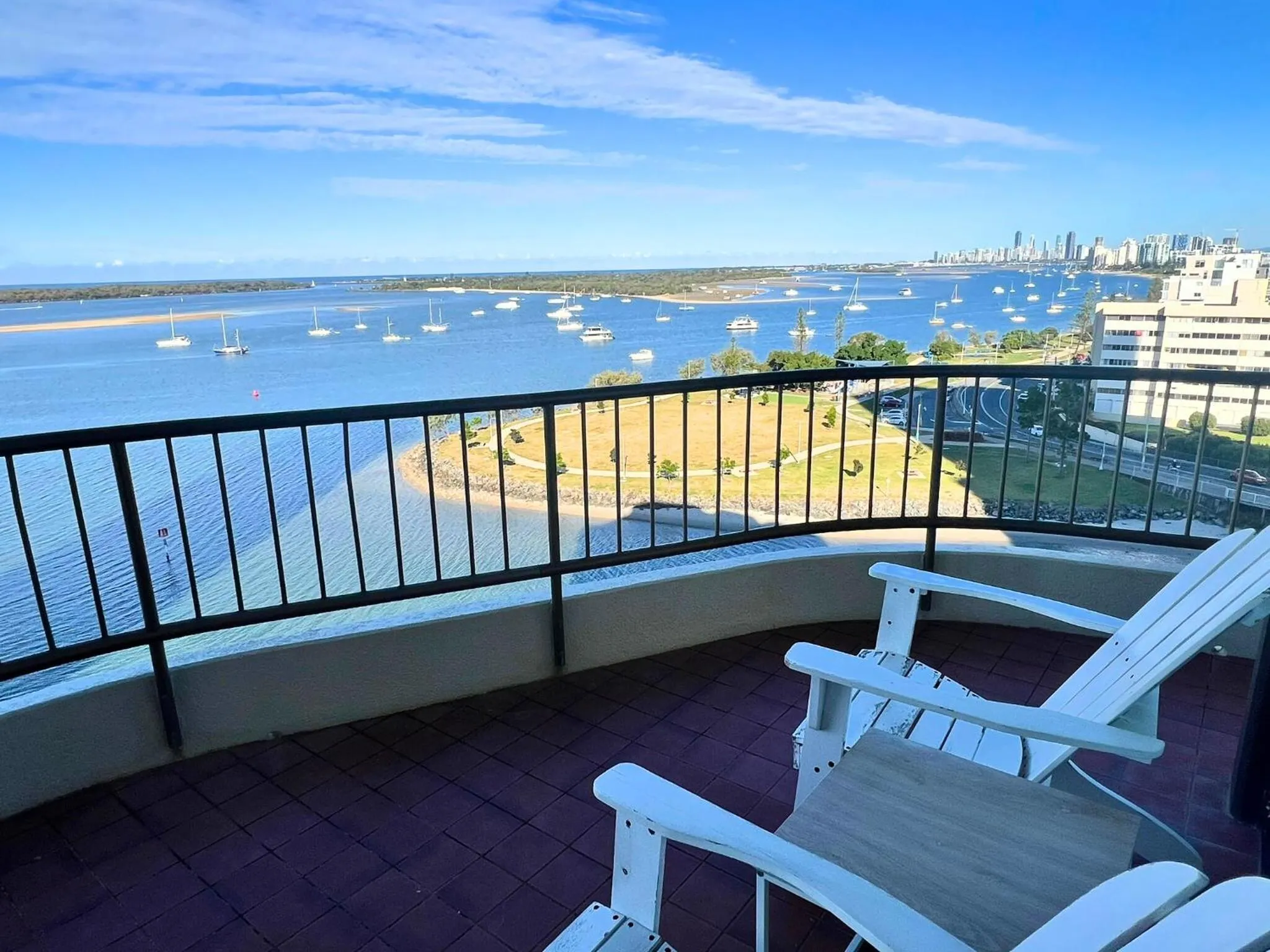 Broadwater Shores Waterfront Apartments