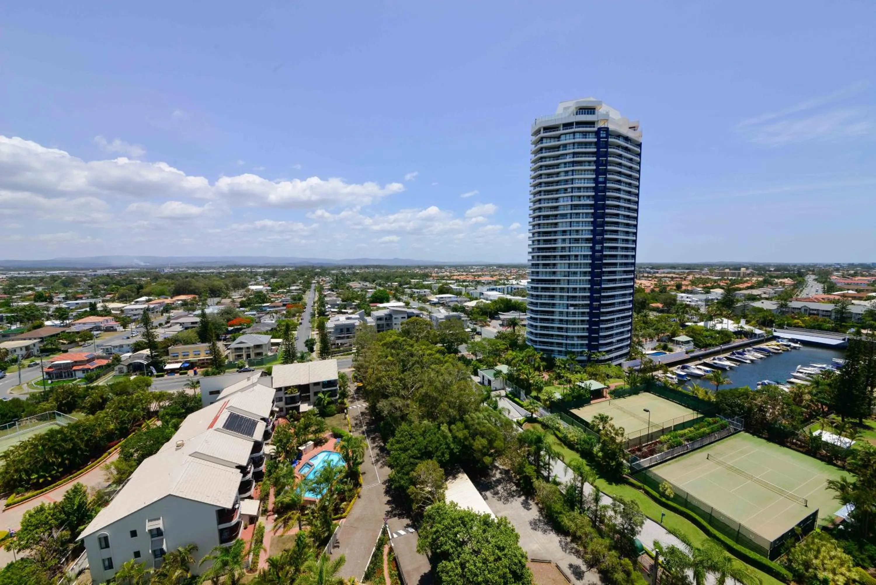 City view in Broadwater Shores Waterfront Apartments