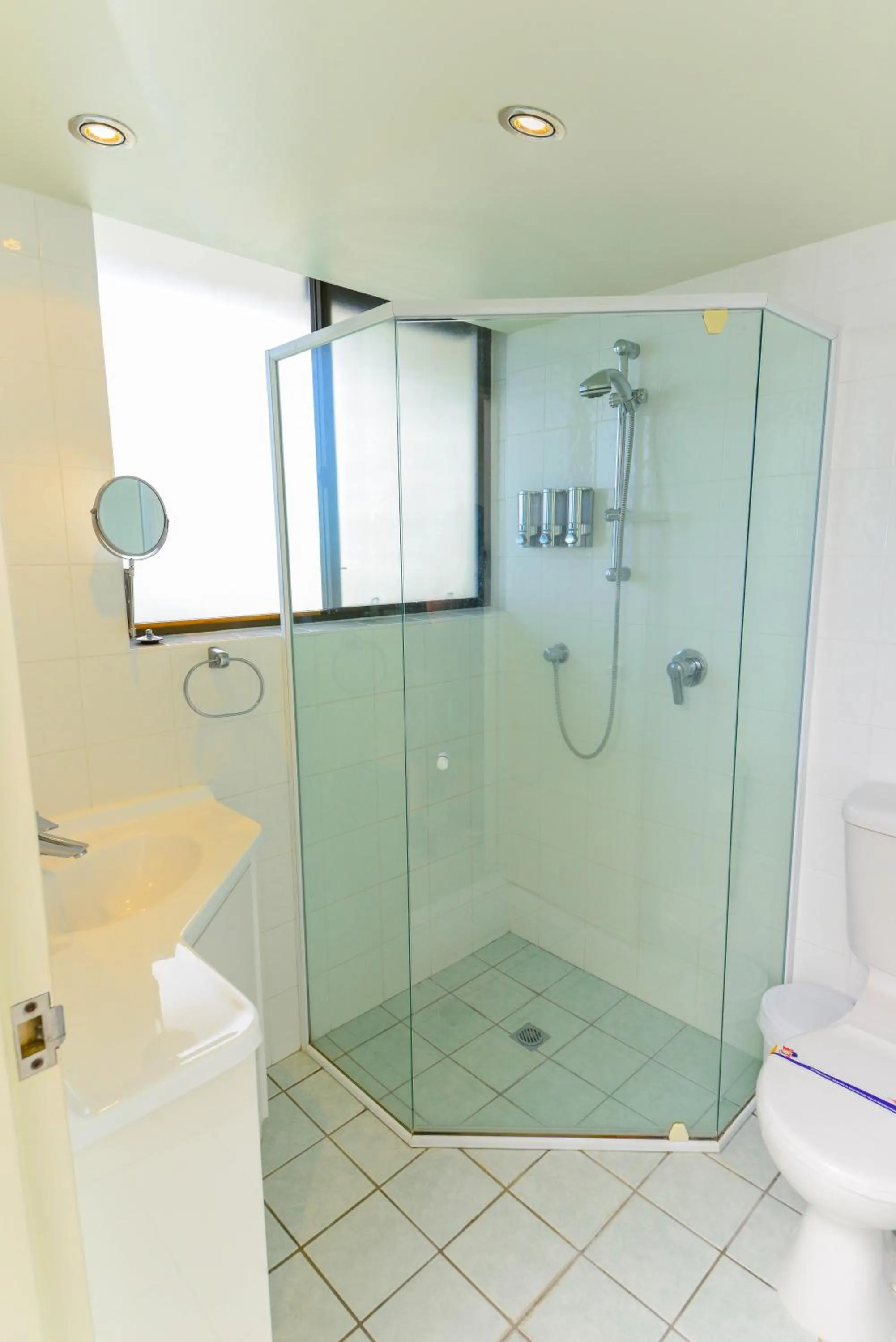 Bathroom in Broadwater Shores Waterfront Apartments