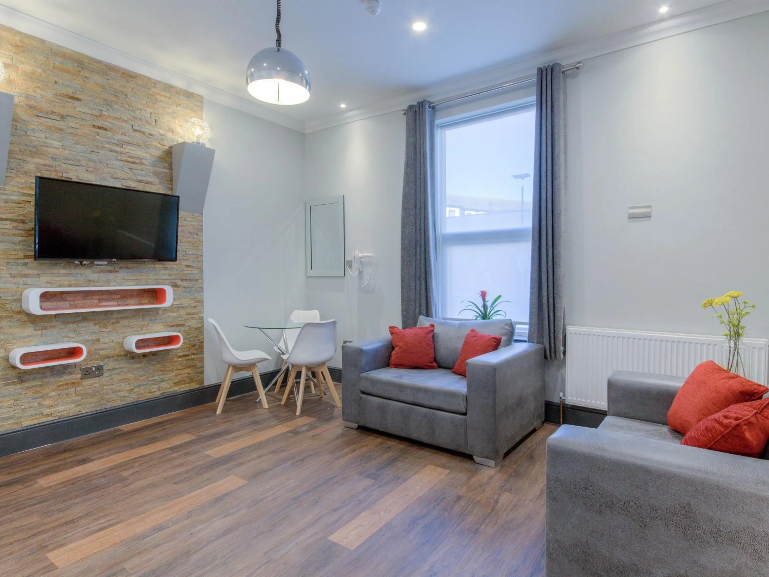 Bedroom in Remaotel The Bromley Apartments