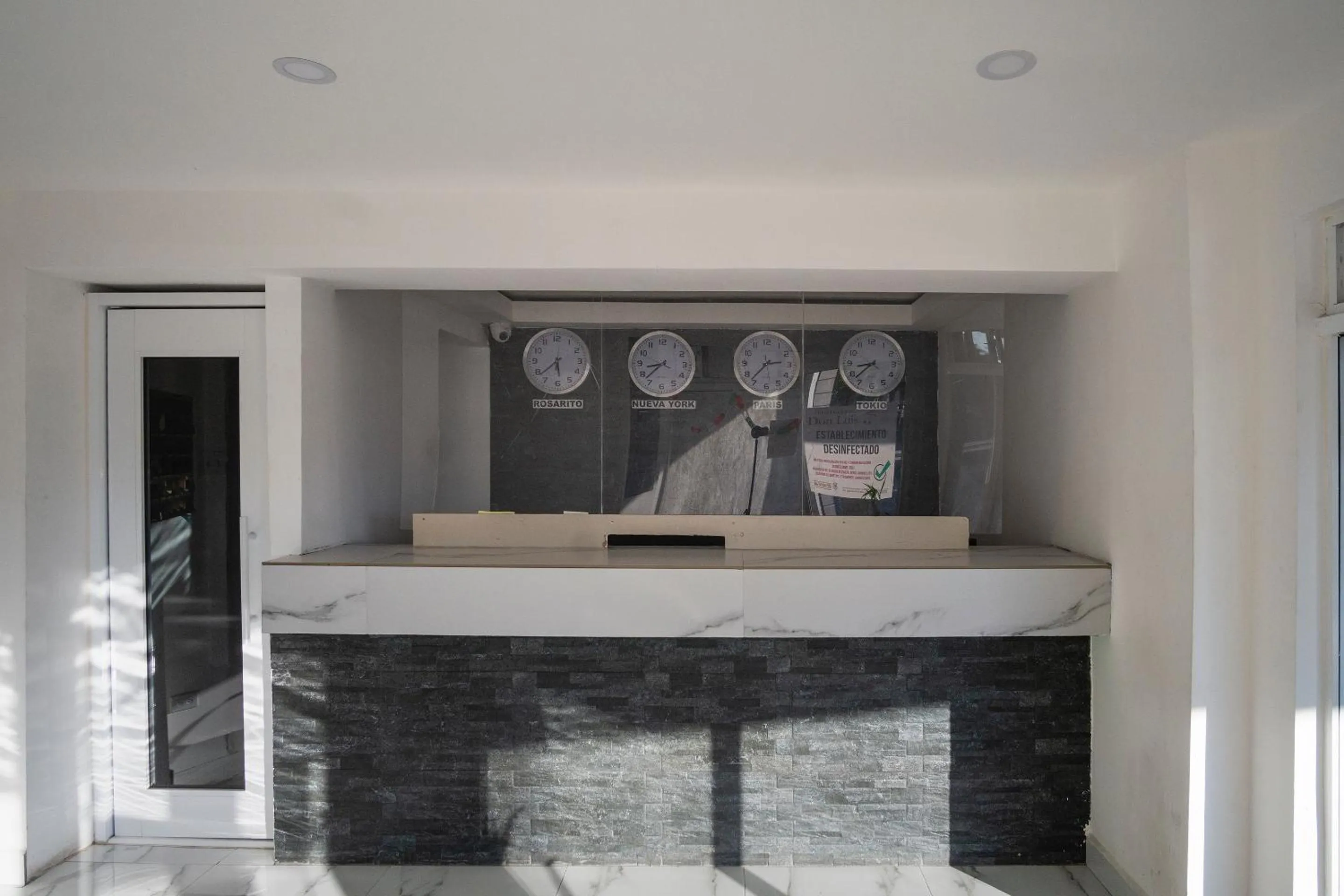 Lobby or reception, Lobby/Reception in OYO Hotel Hacienda Don Luis, Rosarito