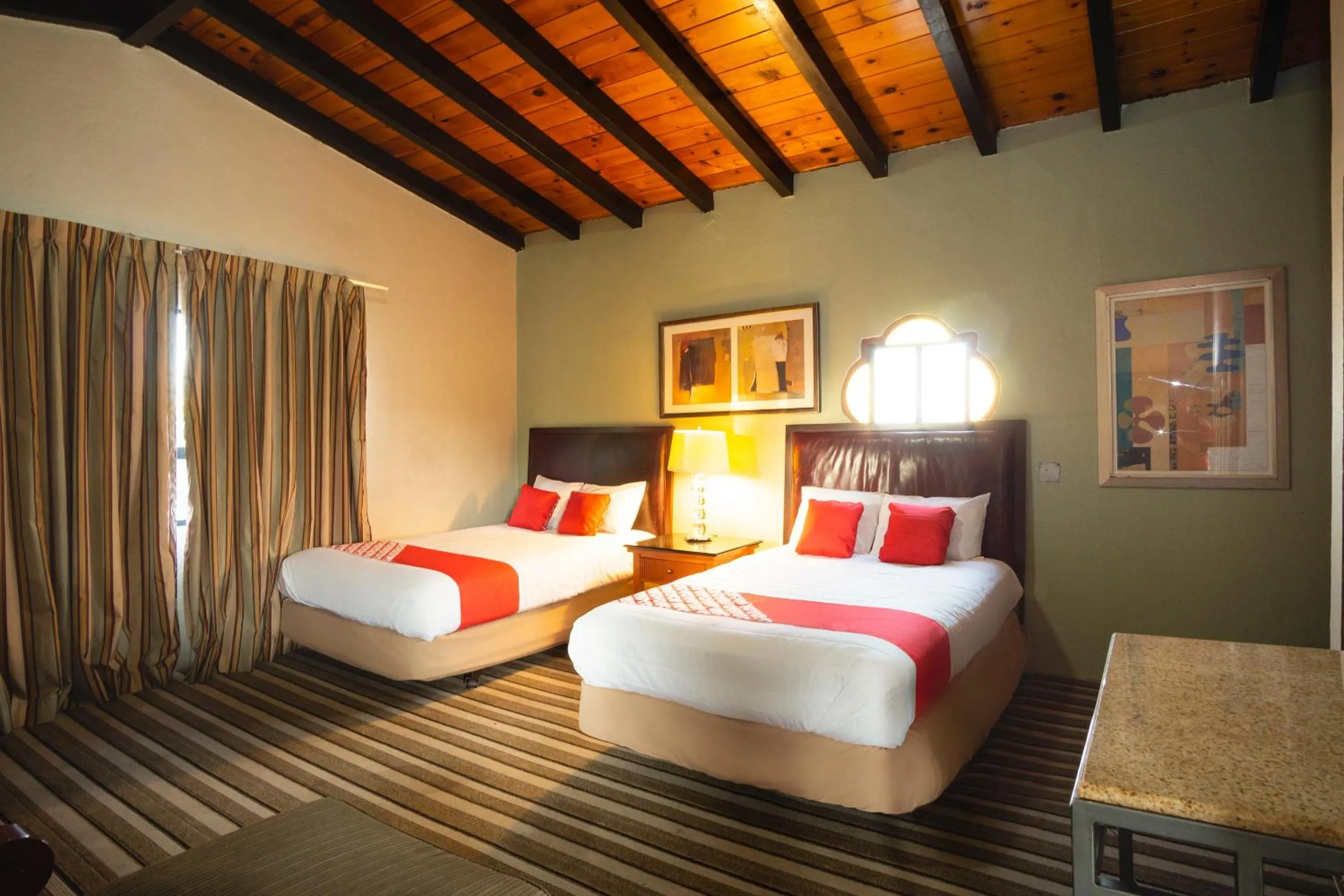 Bedroom in OYO Hotel Hacienda Don Luis, Rosarito