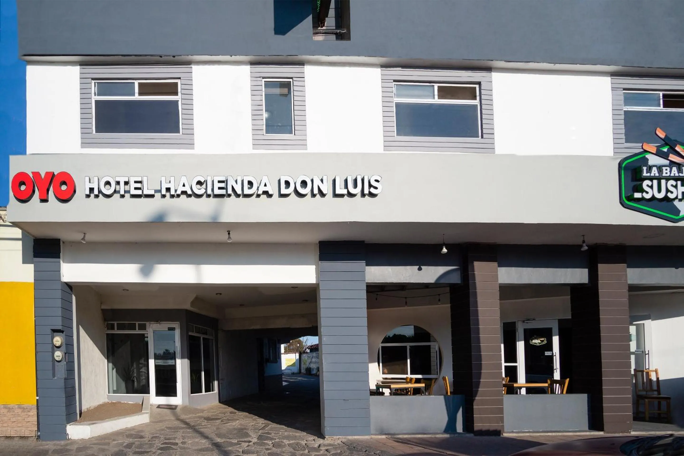 Facade/entrance, Property Building in OYO Hotel Hacienda Don Luis, Rosarito