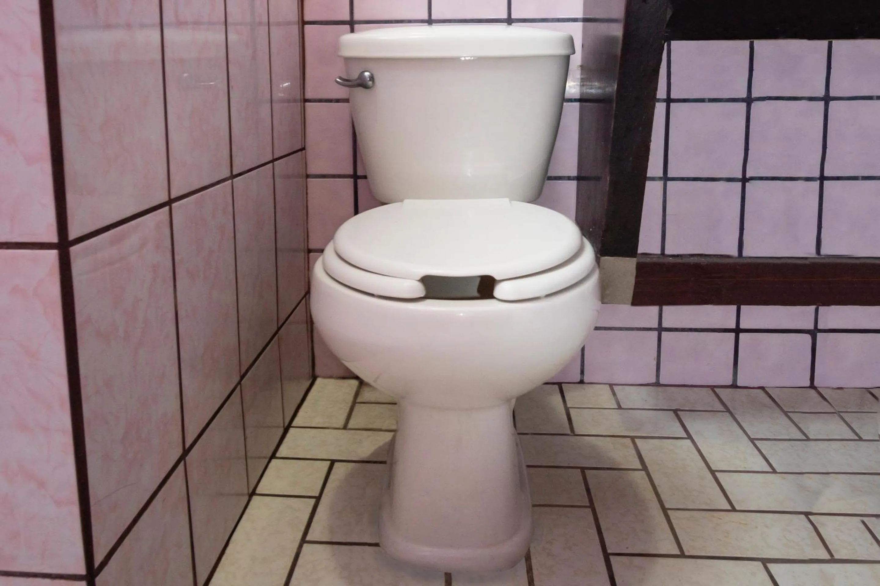 Bathroom in OYO Hotel Hacienda Don Luis, Rosarito