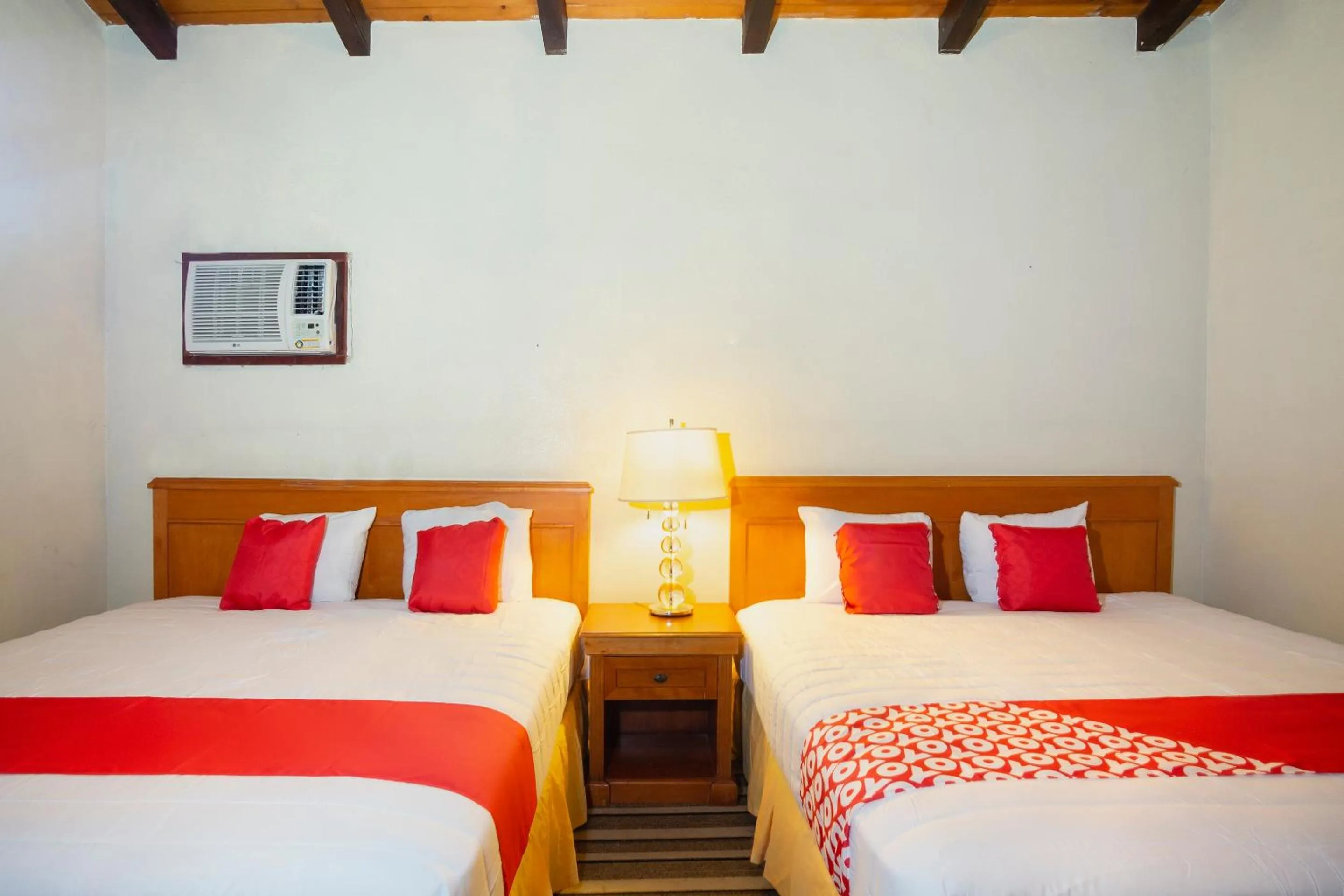 Bedroom in OYO Hotel Hacienda Don Luis, Rosarito